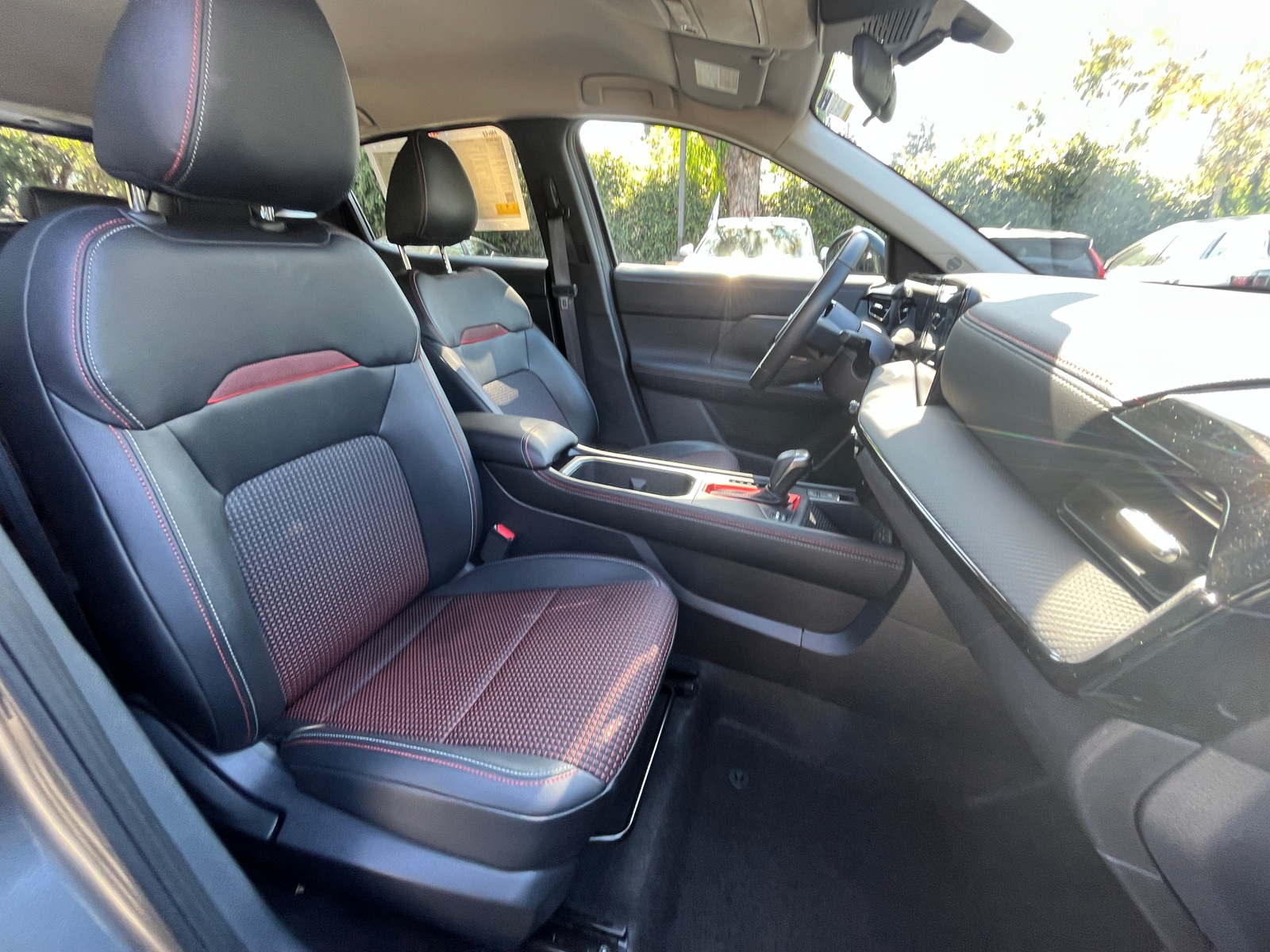 Thumbnail: 2026 Nissan Kicks - 2