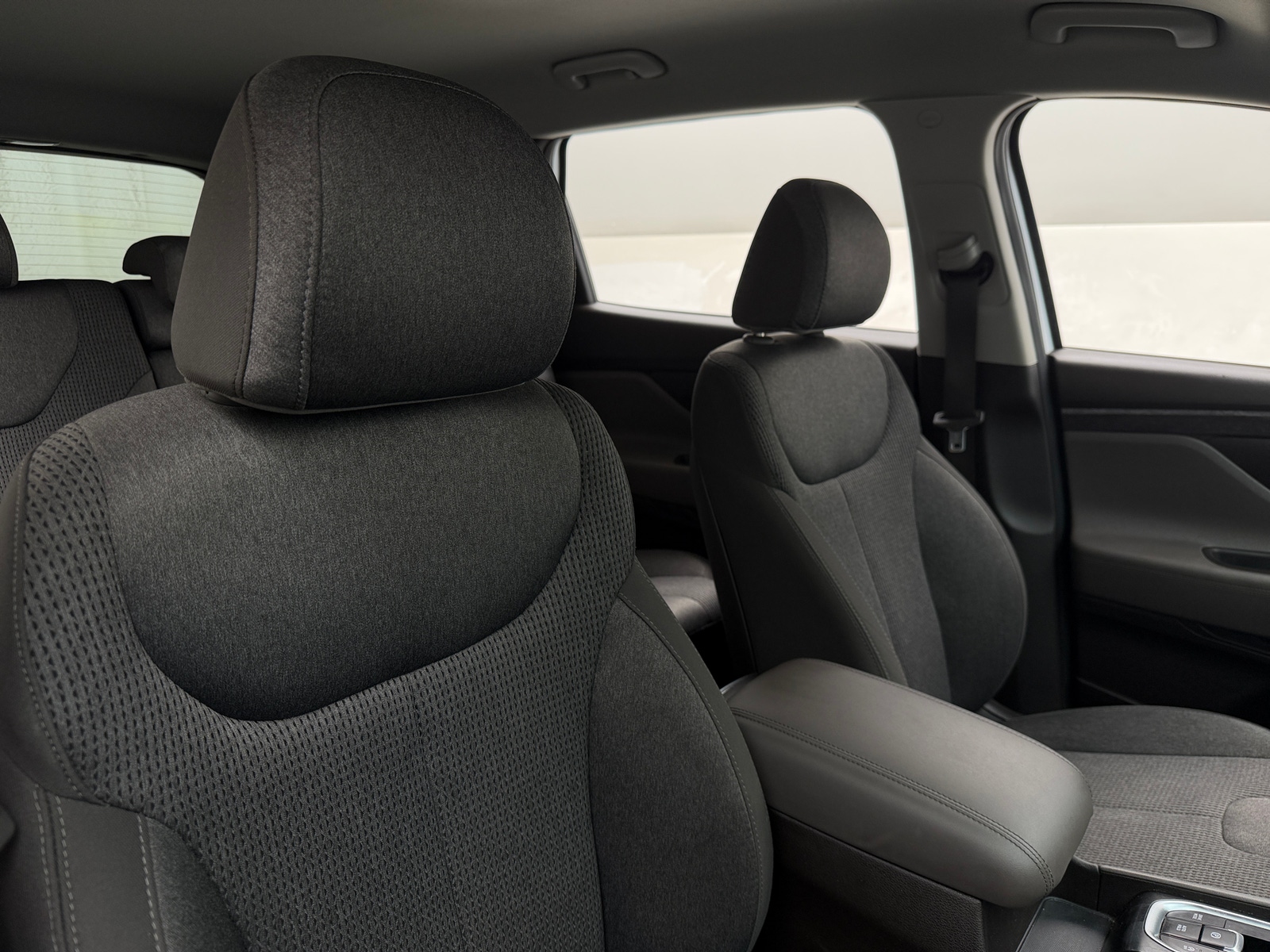 Thumbnail: 2019 Hyundai Santa Fe - 2