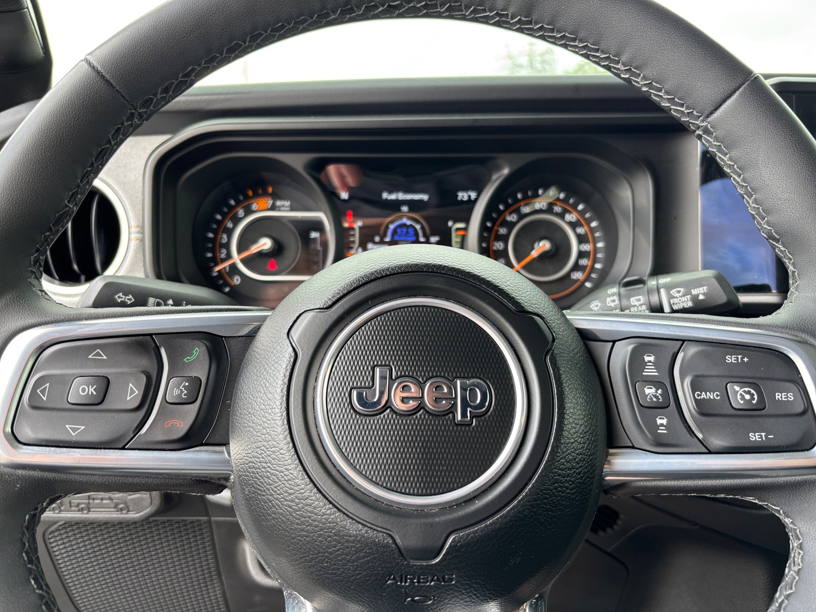 Thumbnail: 2025 Jeep Wrangler - 5