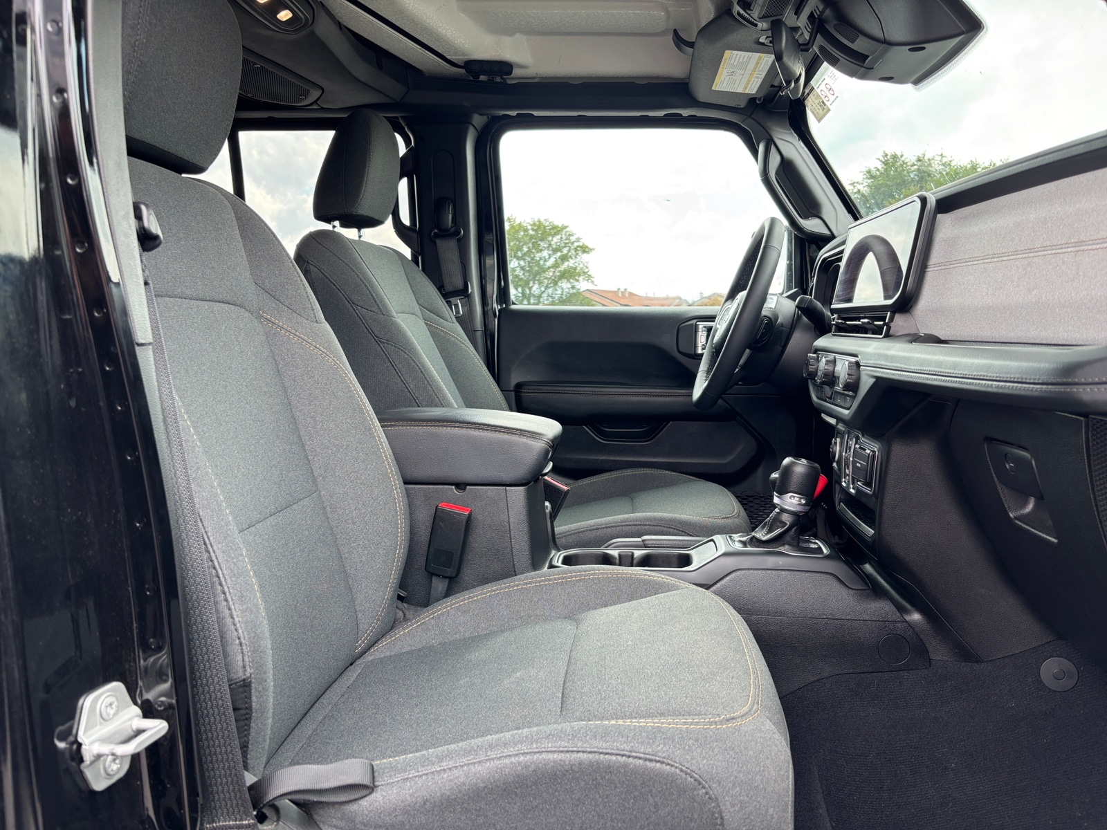 Thumbnail: 2025 Jeep Wrangler - 2