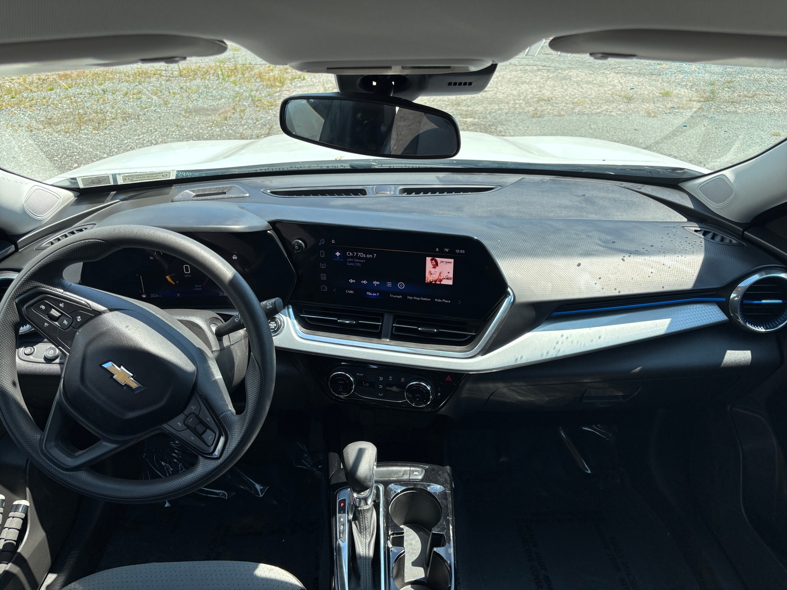Thumbnail: 2025 Chevrolet Trax - 3