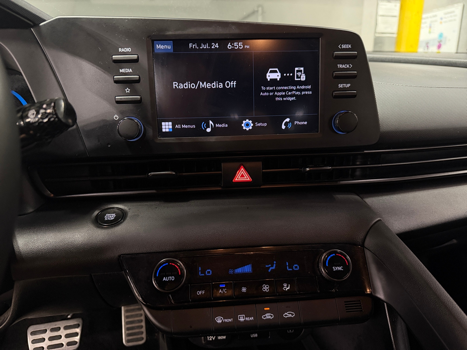 Thumbnail: 2025 Hyundai Elantra - 4