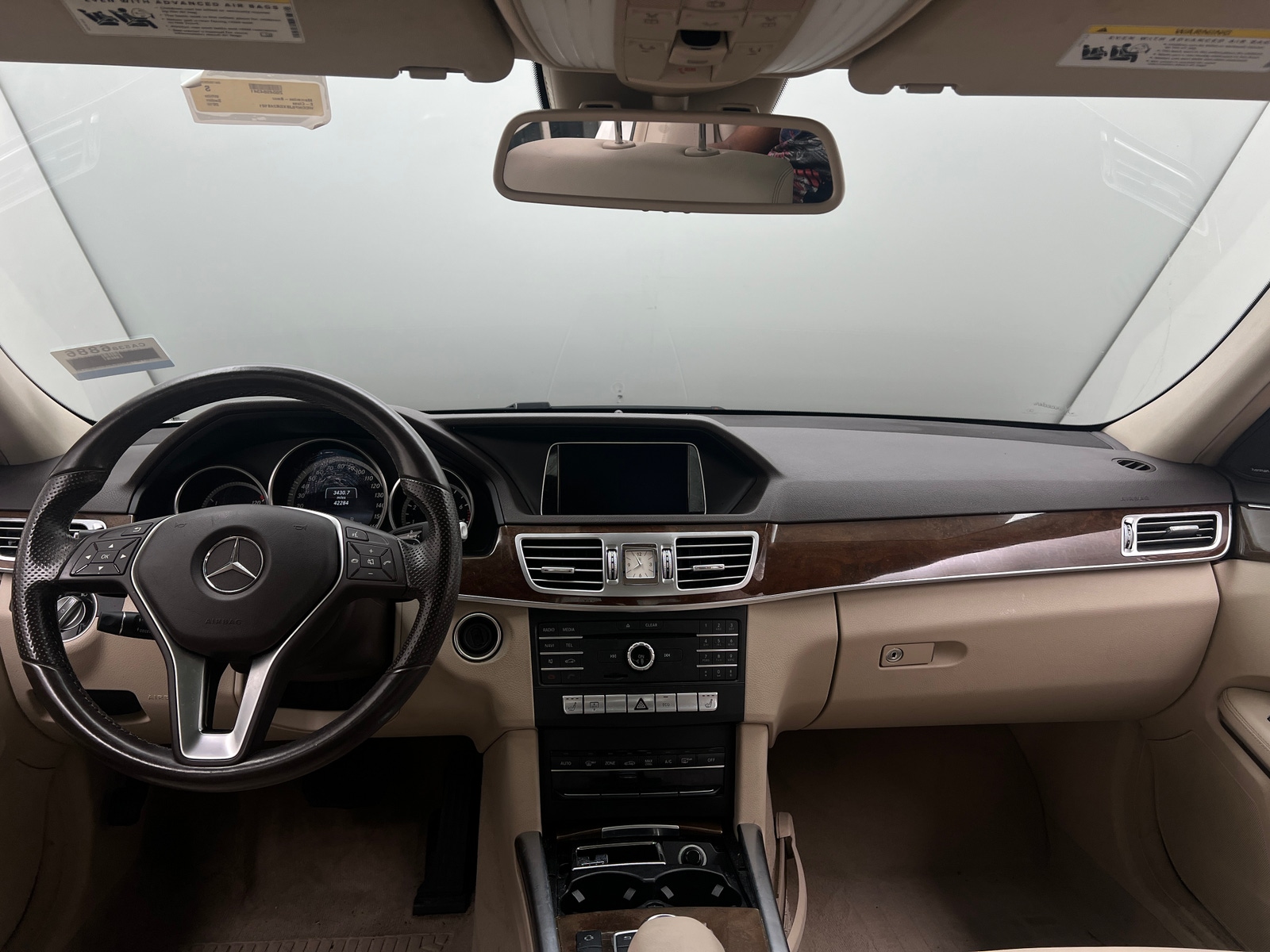 Thumbnail: 2016 Mercedes-Benz E-Class - 2