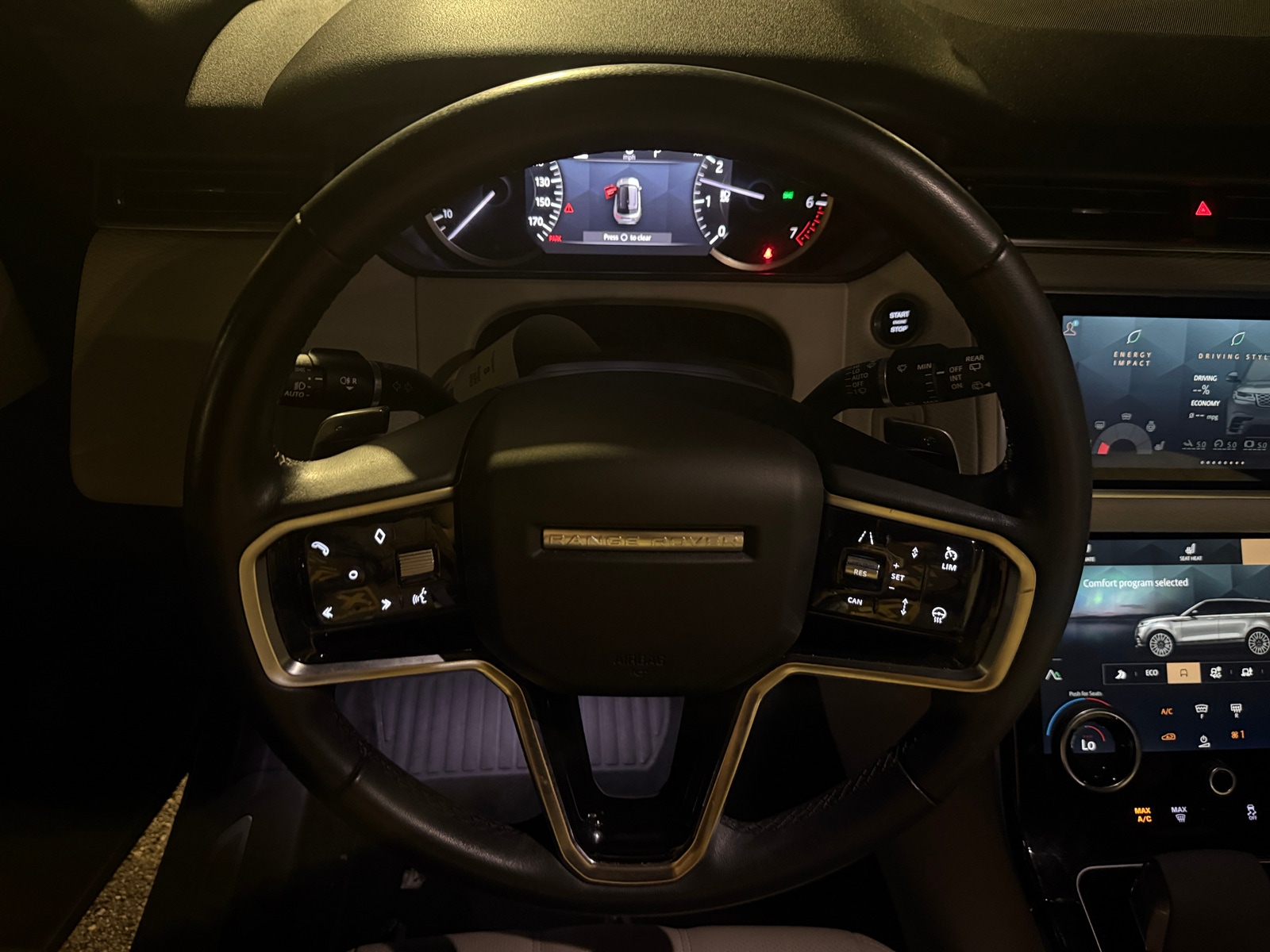 Thumbnail: 2023 Land Rover Range Rover Velar - 4