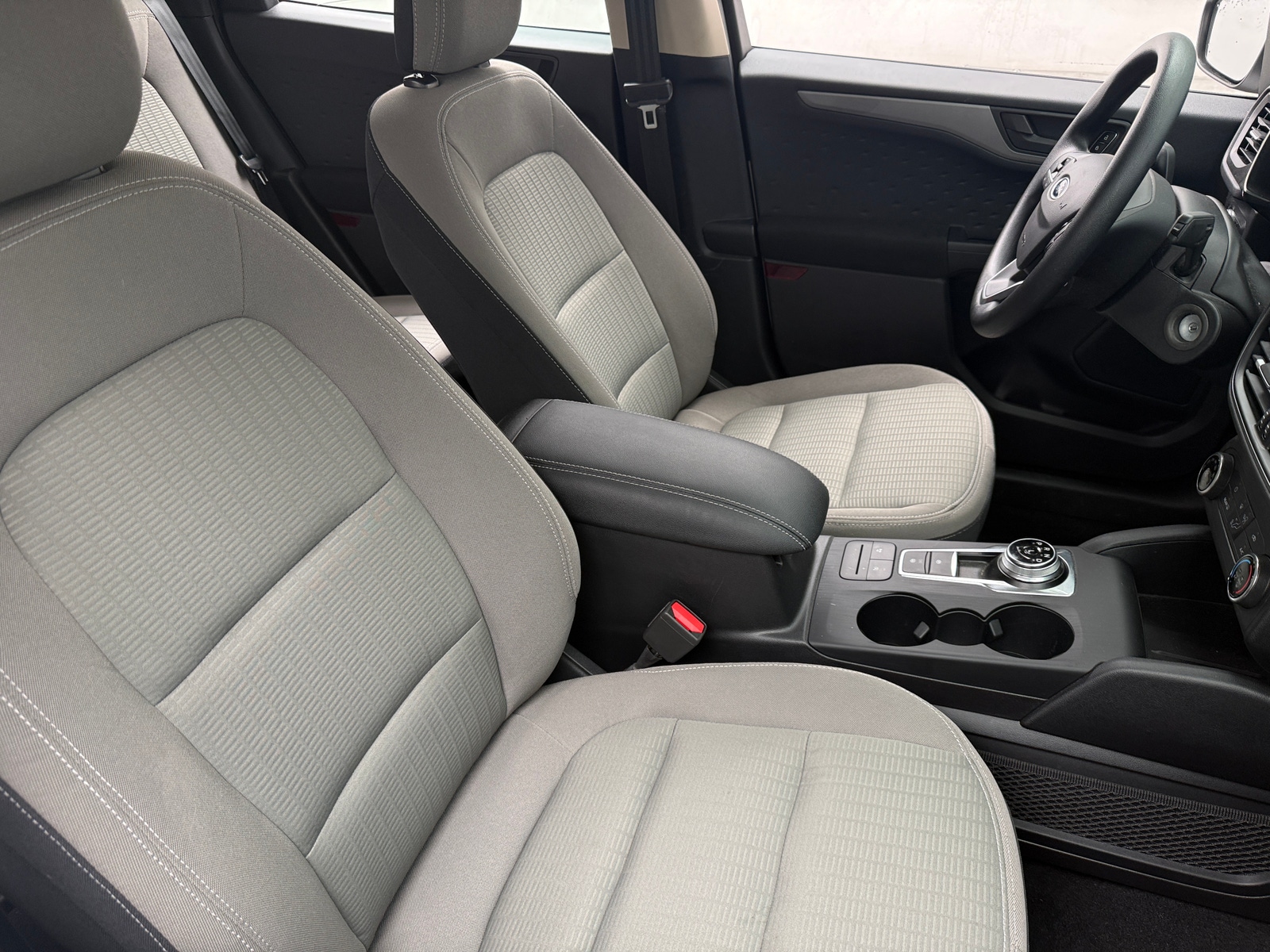 Thumbnail: 2020 Ford Escape - 2