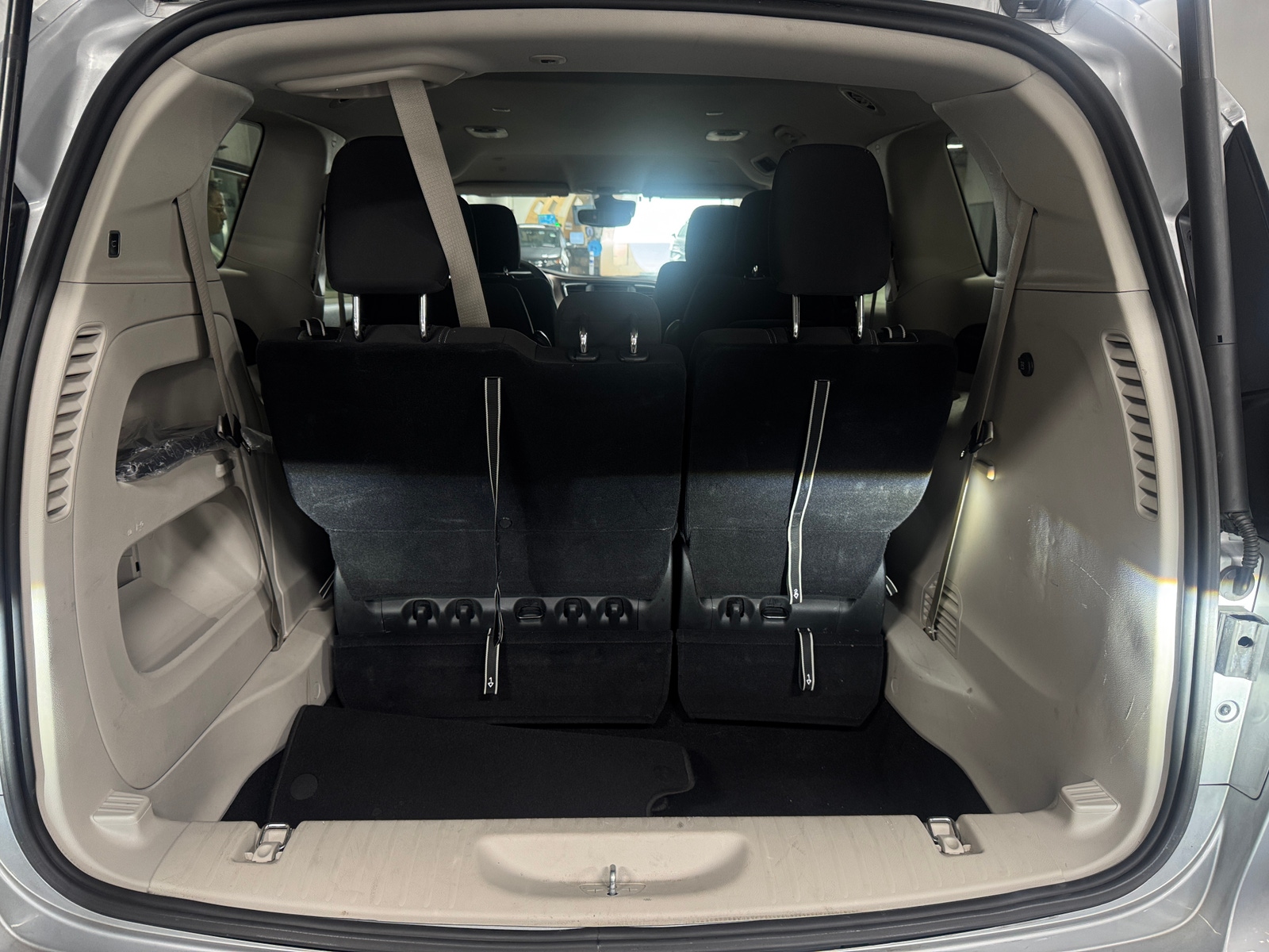 Thumbnail: 2024 Chrysler Voyager - 7