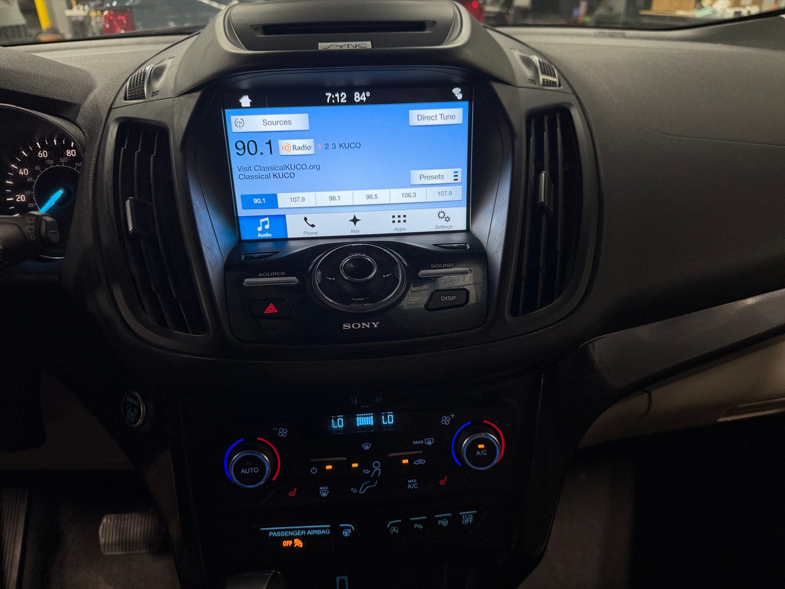 Thumbnail: 2017 Ford Escape - 3