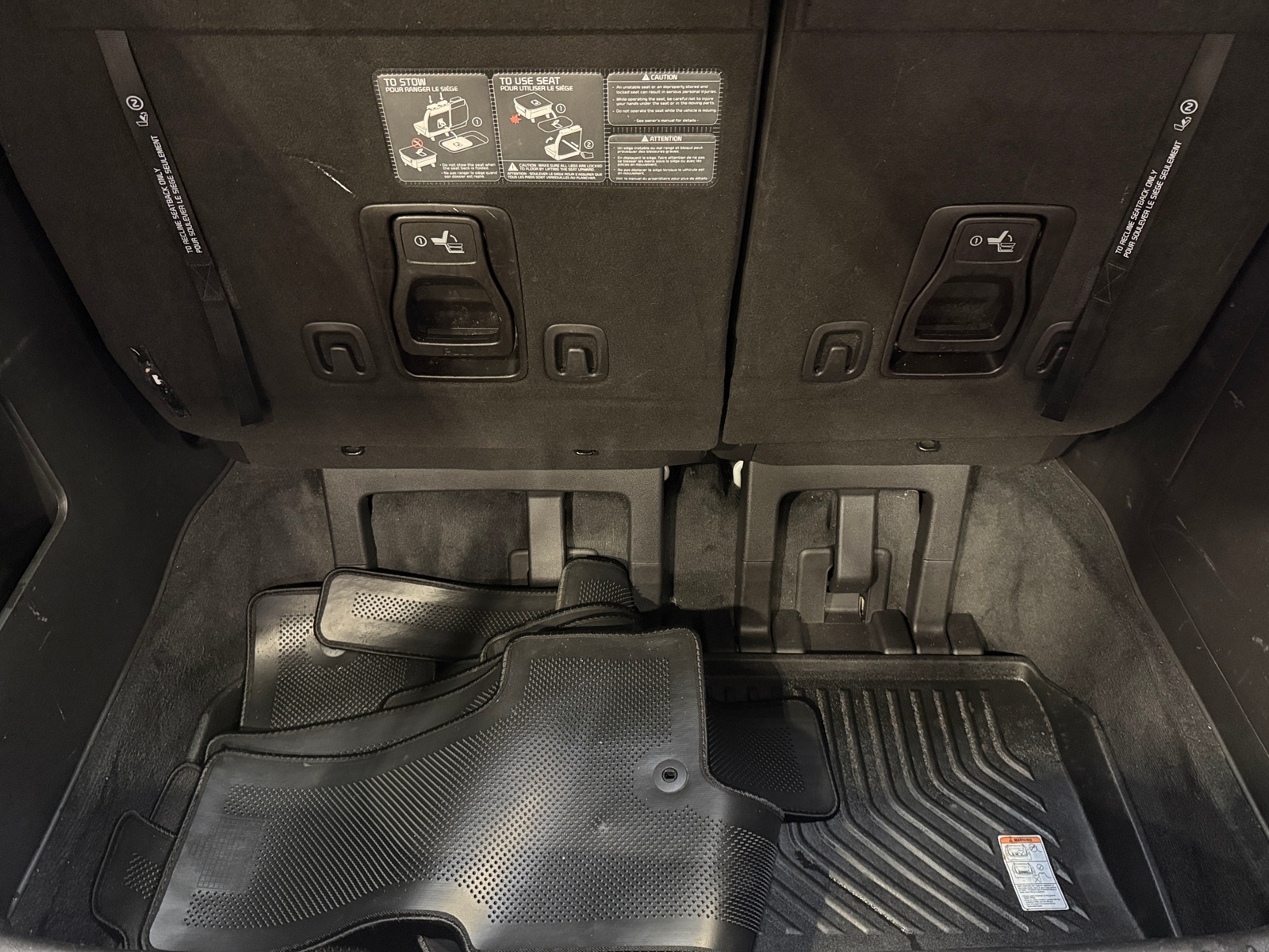 Thumbnail: 2023 Kia Carnival - 6
