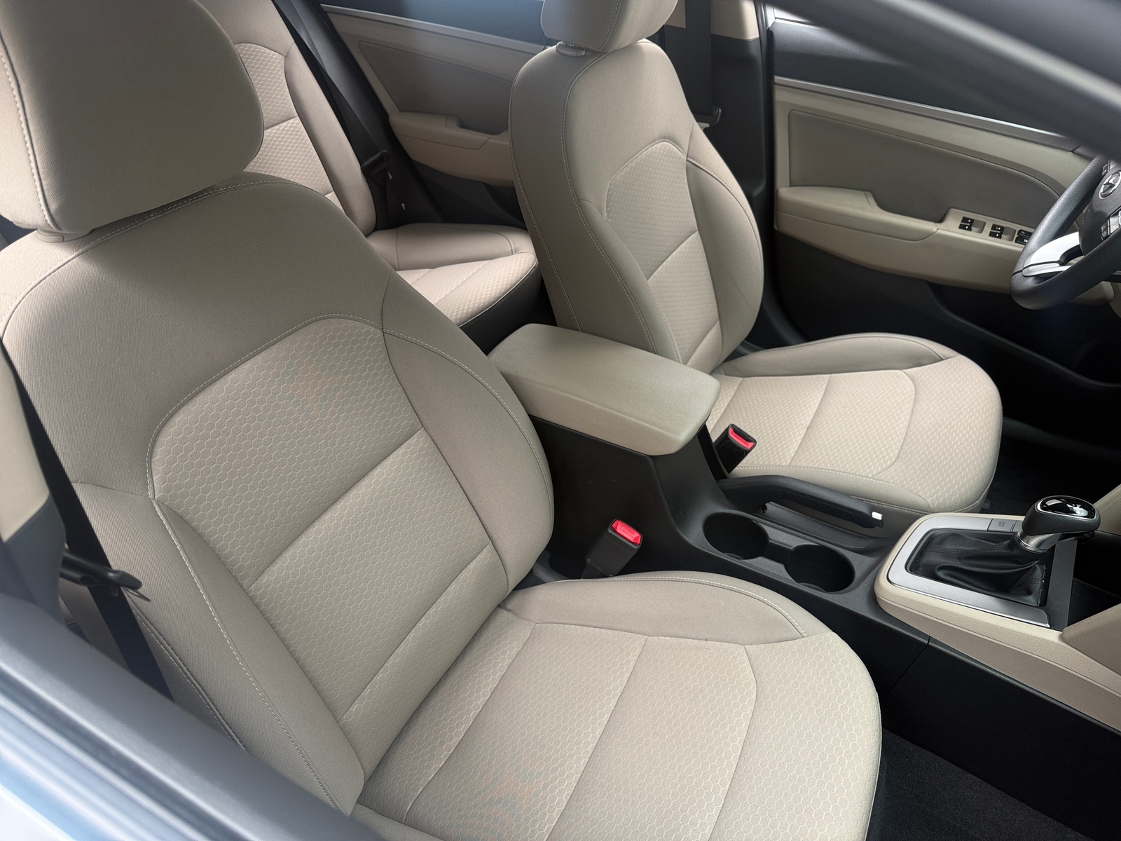 Thumbnail: 2019 Hyundai Elantra - 2
