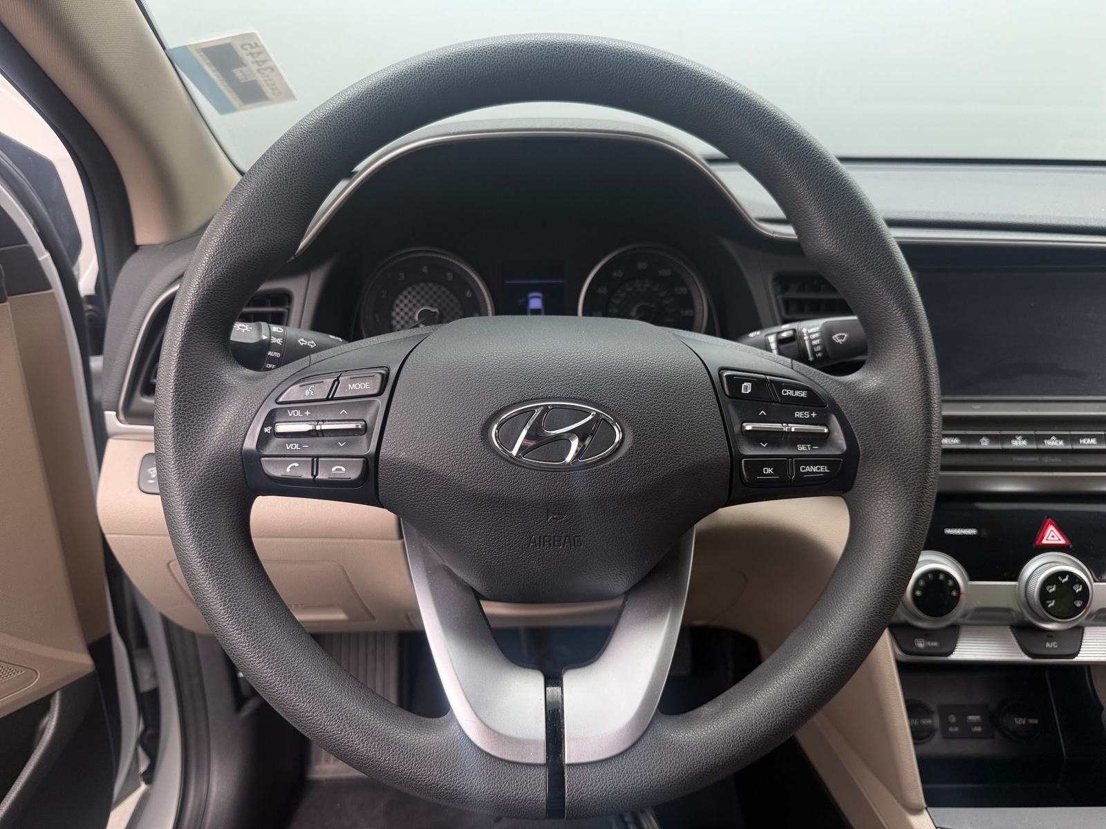 Thumbnail: 2019 Hyundai Elantra - 5