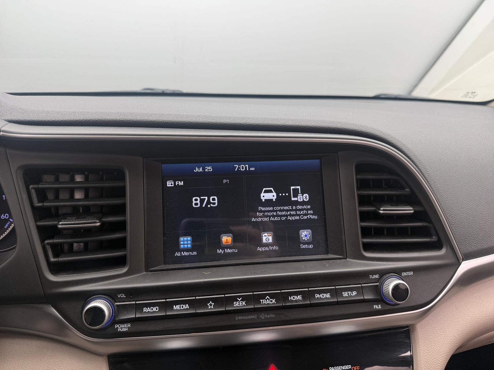 Thumbnail: 2019 Hyundai Elantra - 4