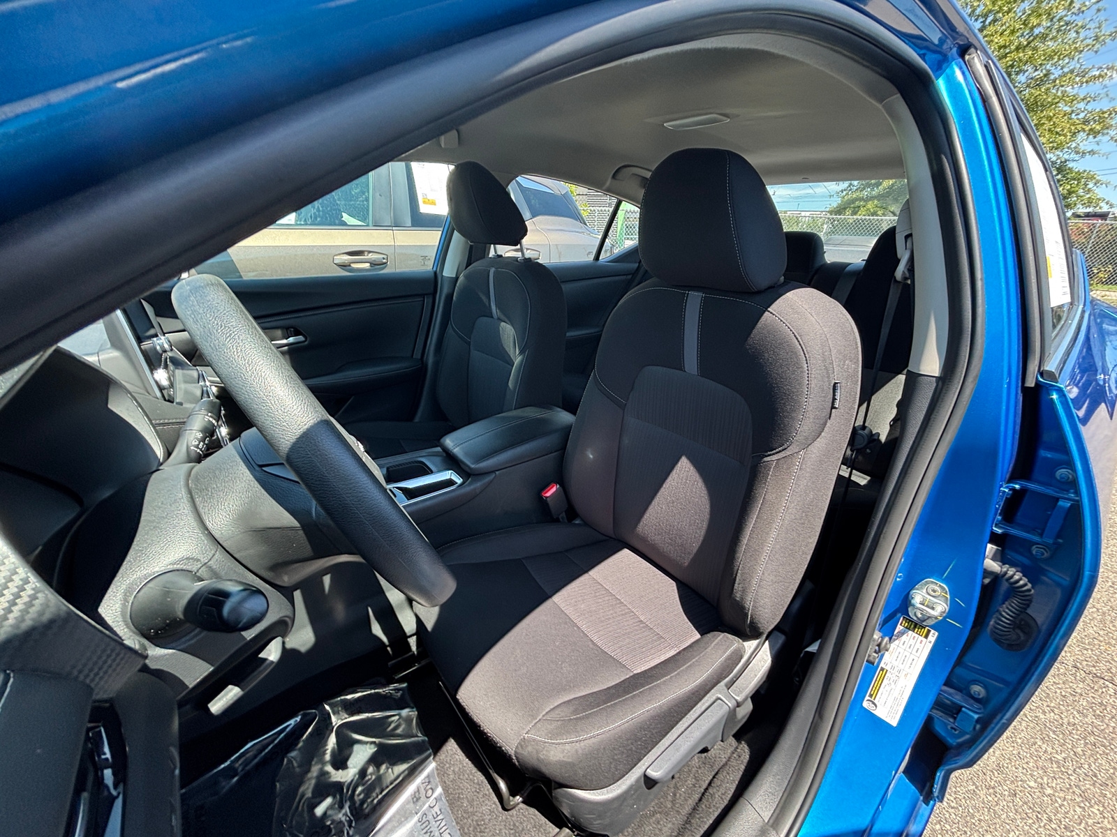Thumbnail: 2025 Nissan Sentra - 2