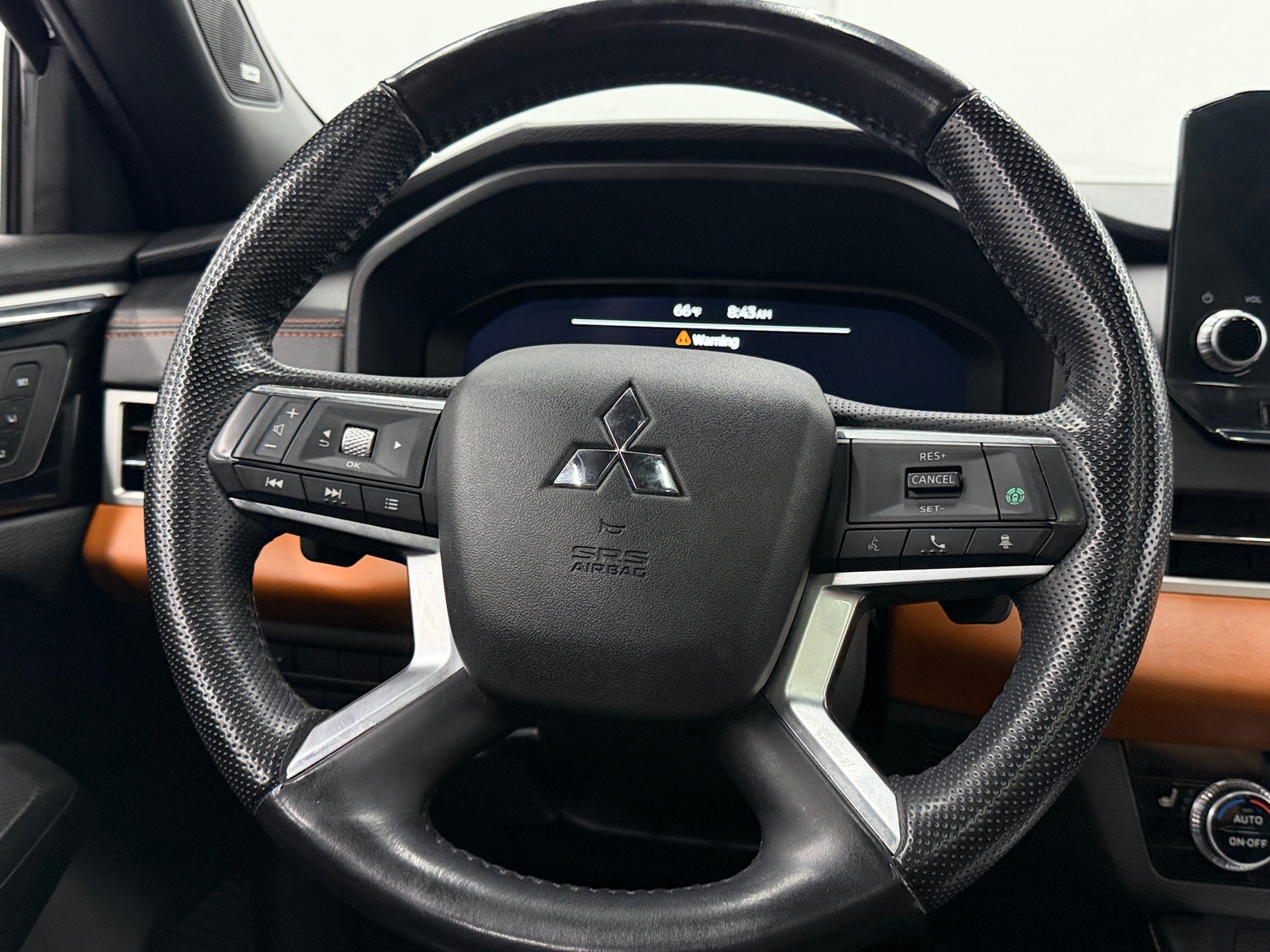 Thumbnail: 2022 Mitsubishi Outlander - 5