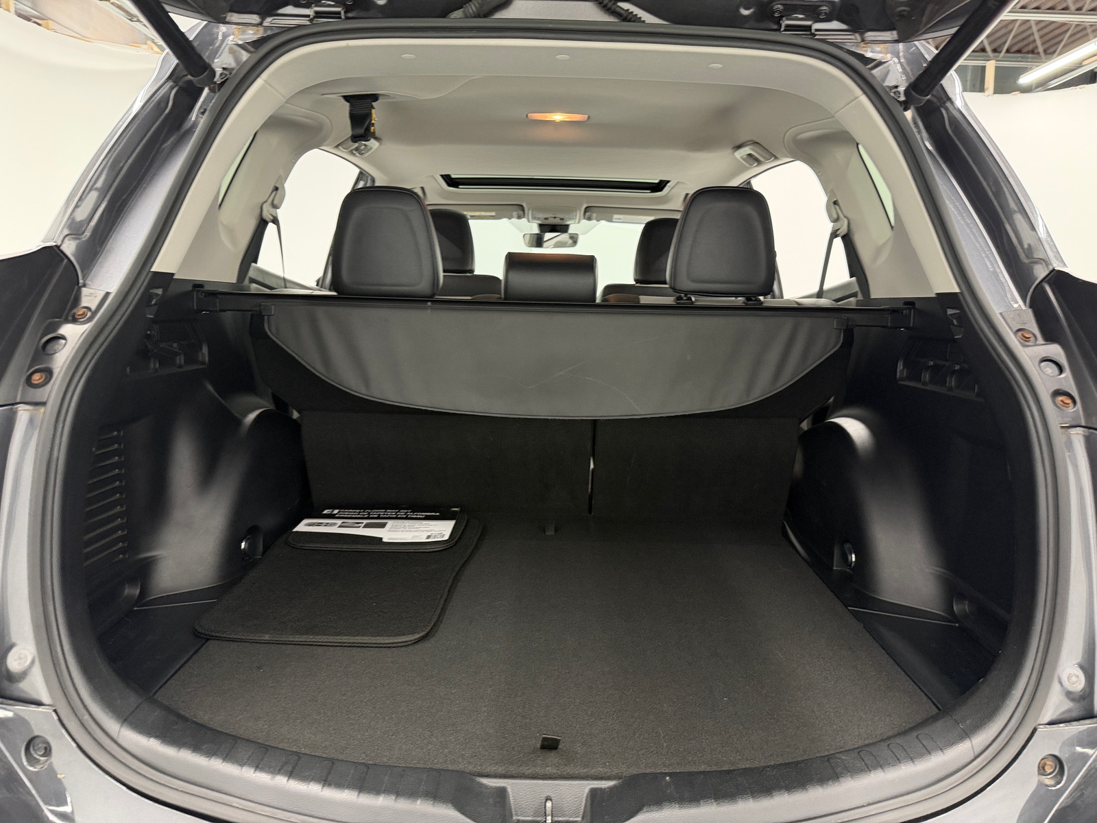 Thumbnail: 2018 Toyota RAV4 - 6