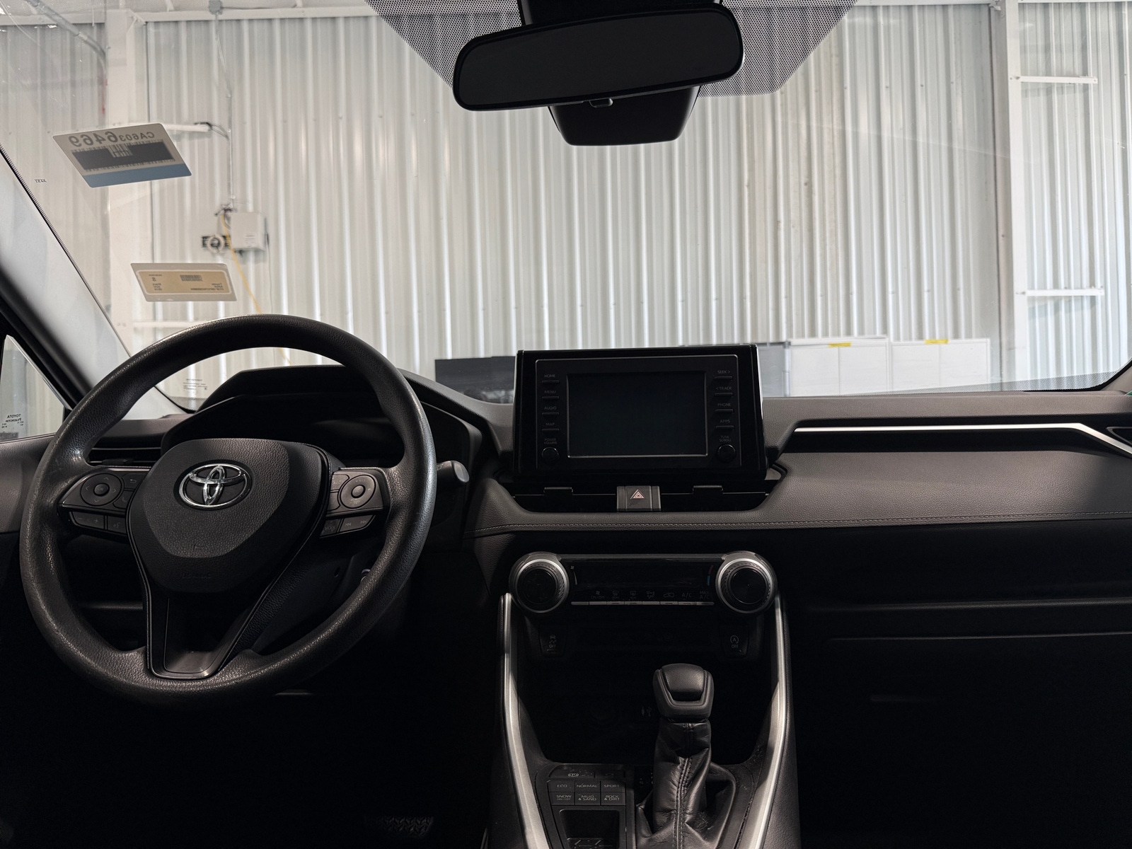Thumbnail: 2019 Toyota RAV4 - 3