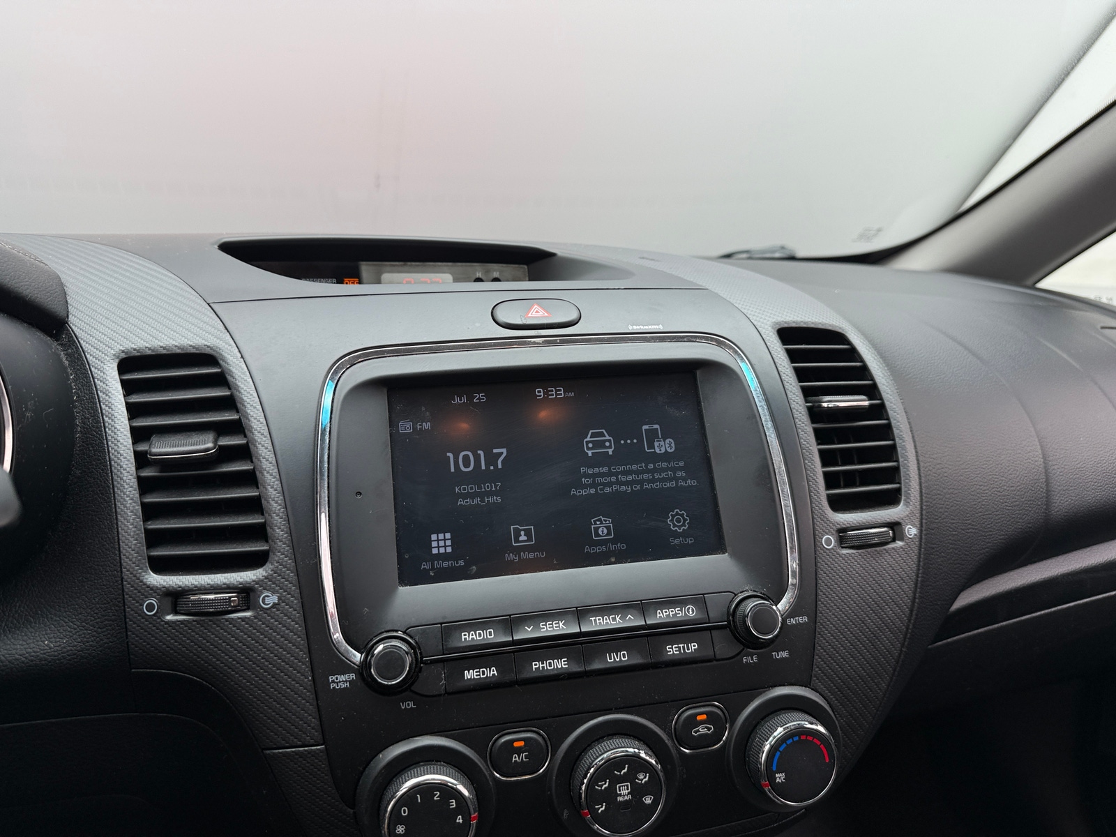 Thumbnail: 2017 Kia Forte - 4