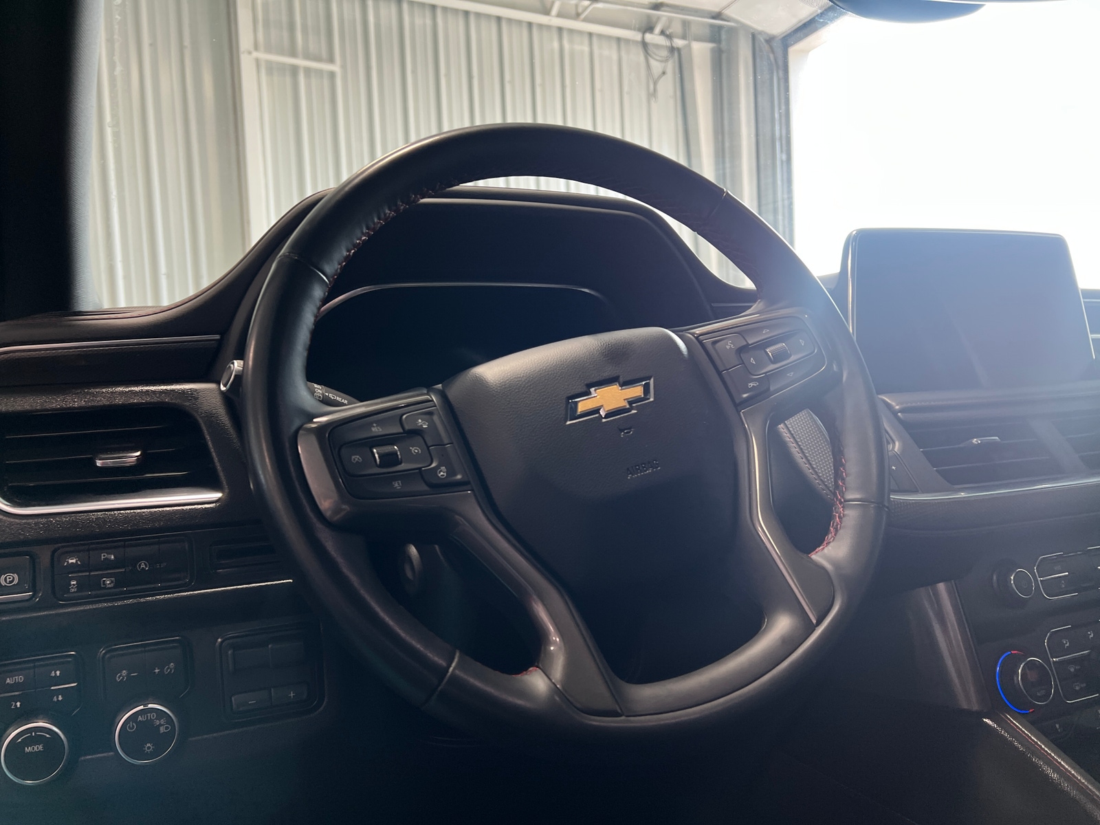 Thumbnail: 2024 Chevrolet Suburban - 4