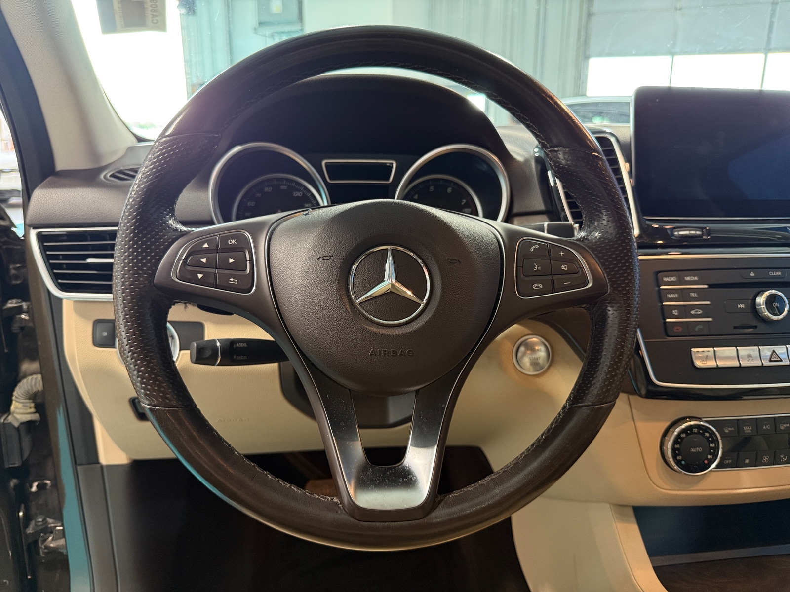 Thumbnail: 2018 Mercedes-Benz GLE - 5