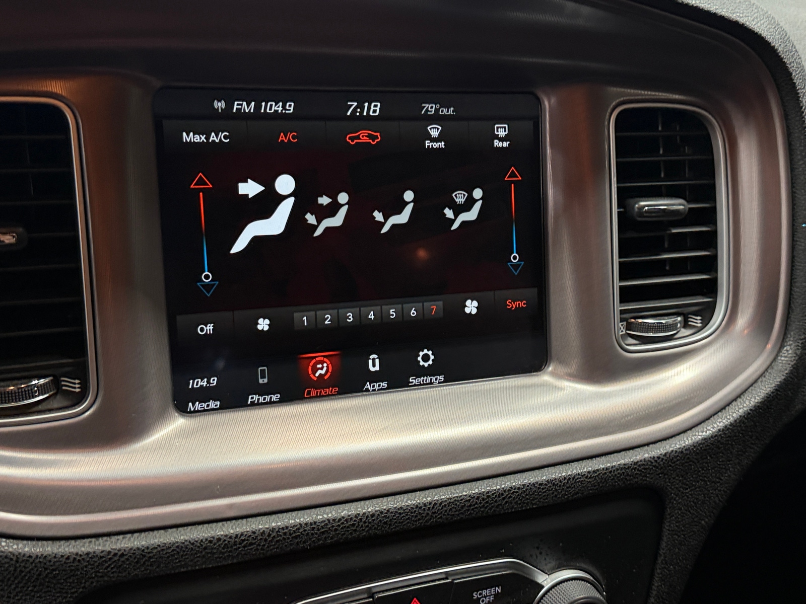 Thumbnail: 2023 Dodge Charger - 4