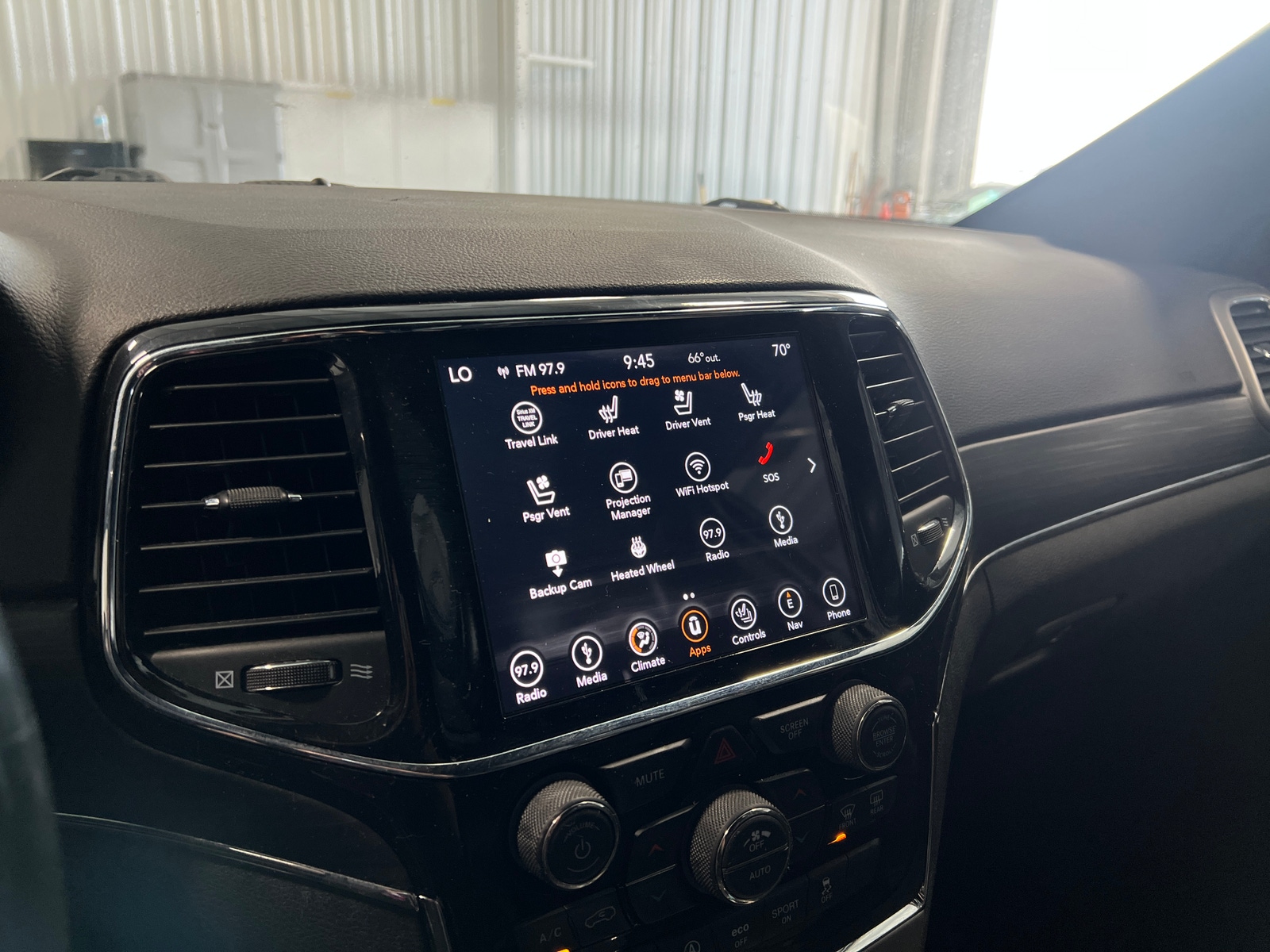 Thumbnail: 2019 Jeep Grand Cherokee - 3