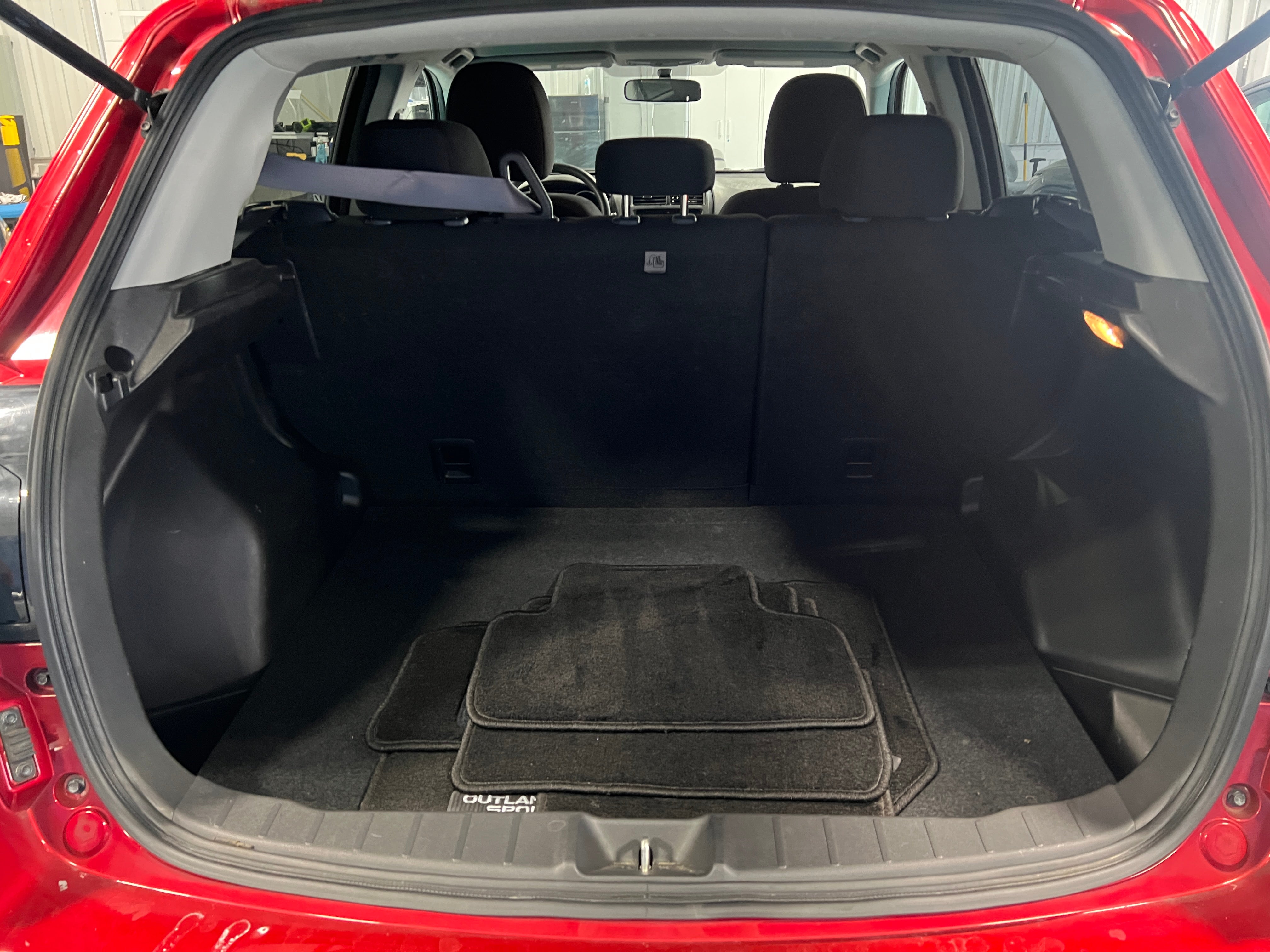 Used 2020 Mitsubishi Outlander Sport ES with VIN JA4AP3AU9LU028910 for sale in Pewaukee, WI