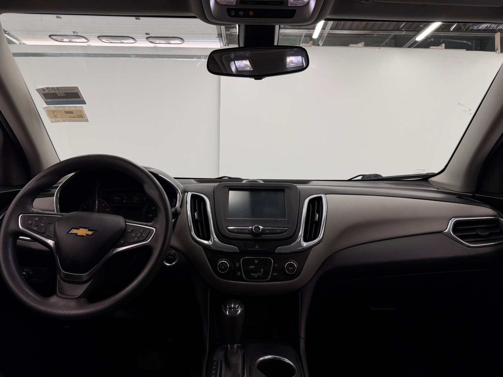 Thumbnail: 2018 Chevrolet Equinox - 3