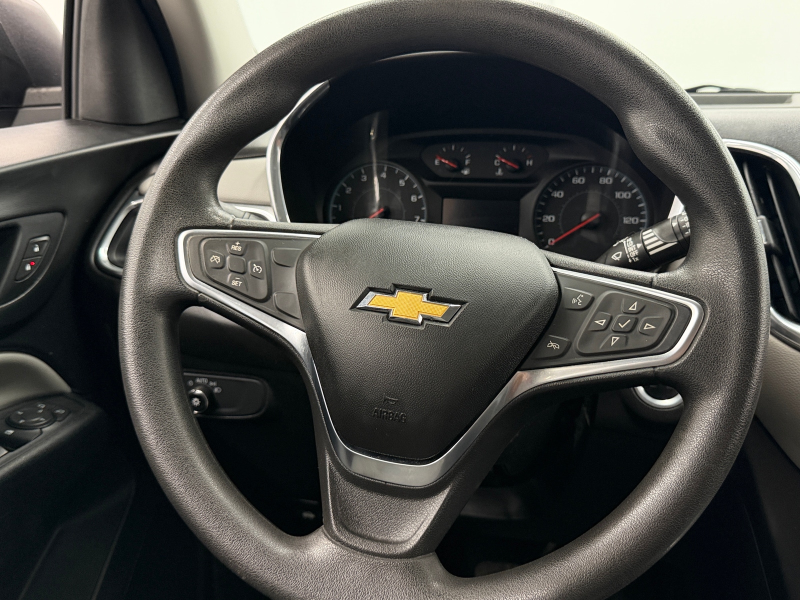 Thumbnail: 2018 Chevrolet Equinox - 5