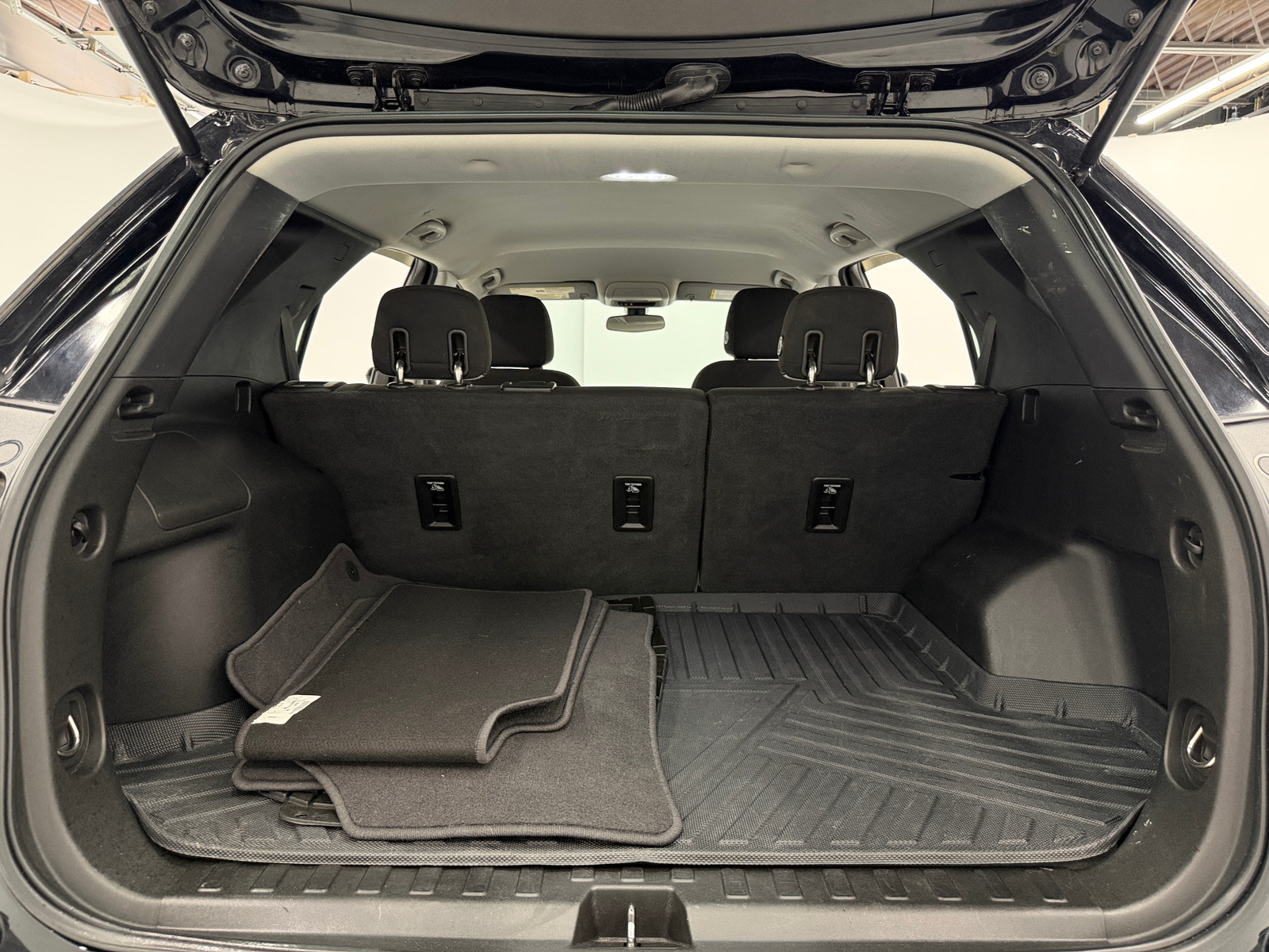 Thumbnail: 2018 Chevrolet Equinox - 7