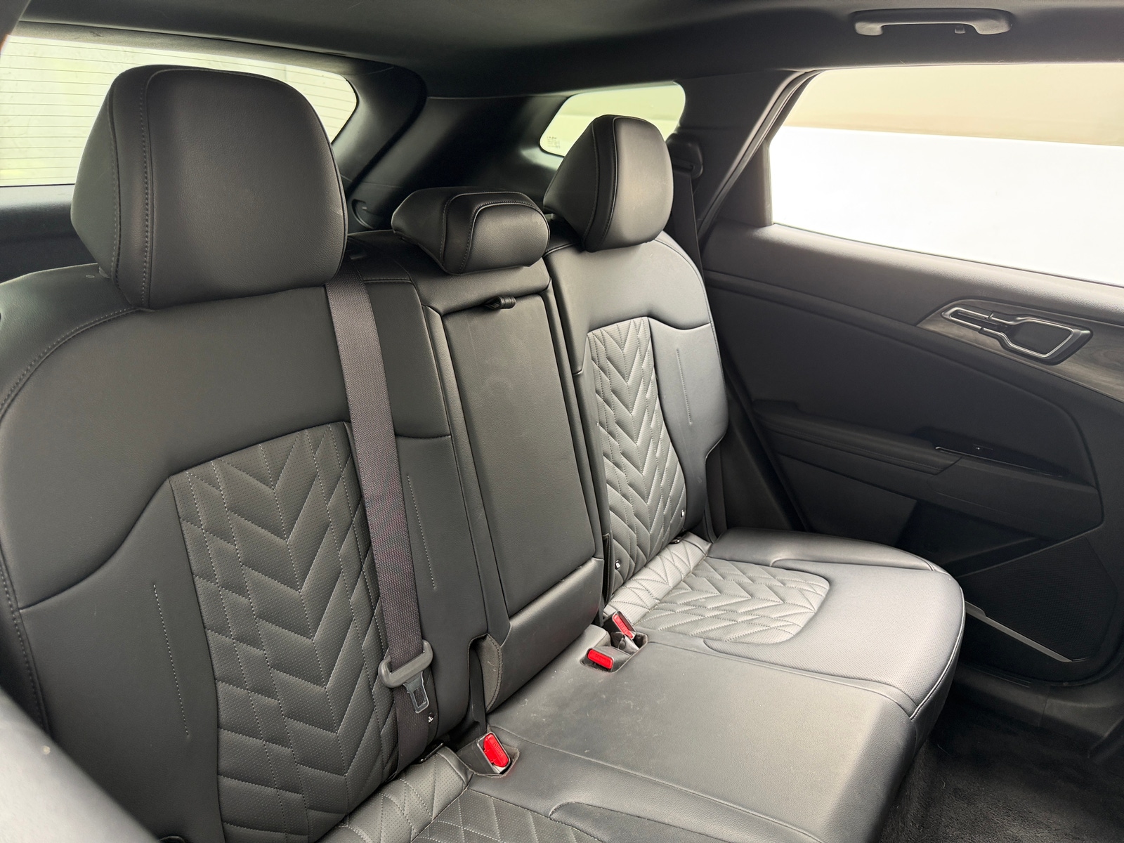 Thumbnail: 2023 Kia Sportage - 5