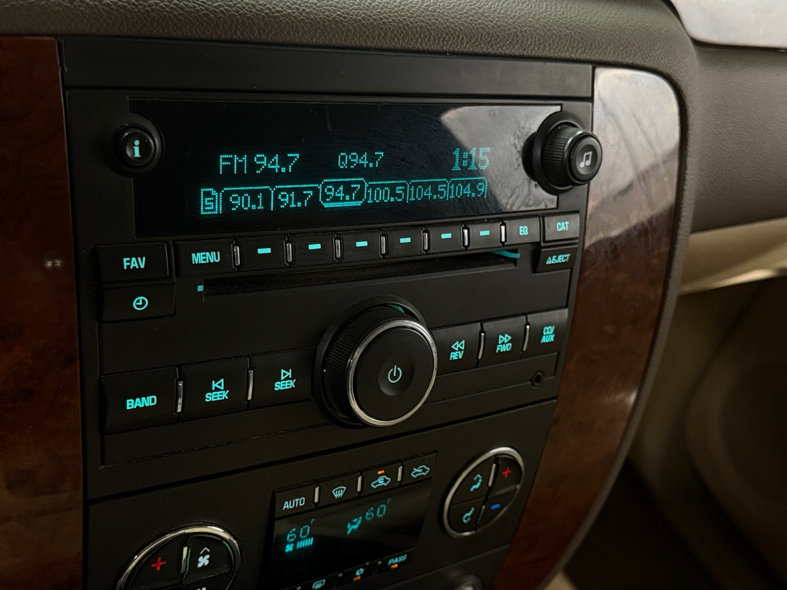 Thumbnail: 2012 Chevrolet Silverado 1500 - 3