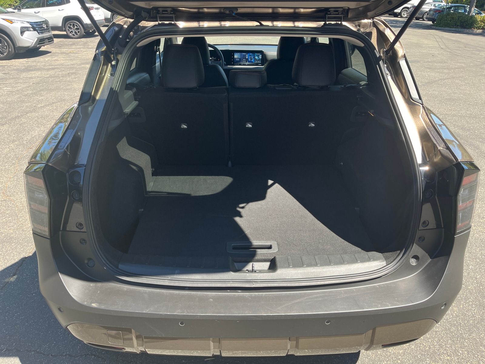 Thumbnail: 2026 Nissan Kicks - 6