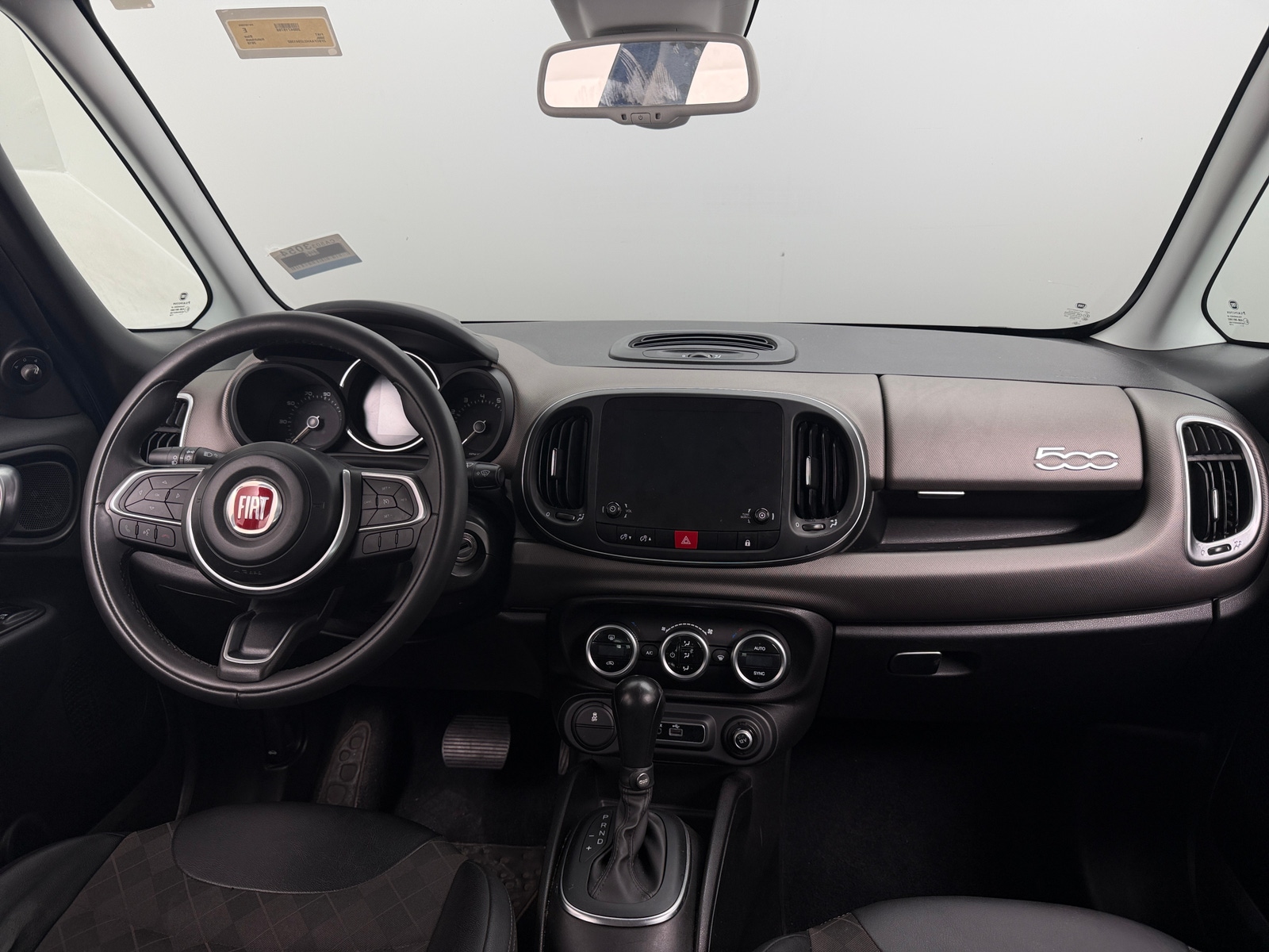 Thumbnail: 2018 Fiat 500L - 3