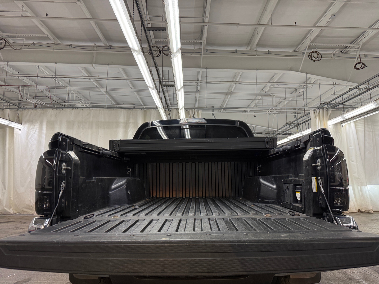 Thumbnail: 2019 Toyota Tacoma - 7