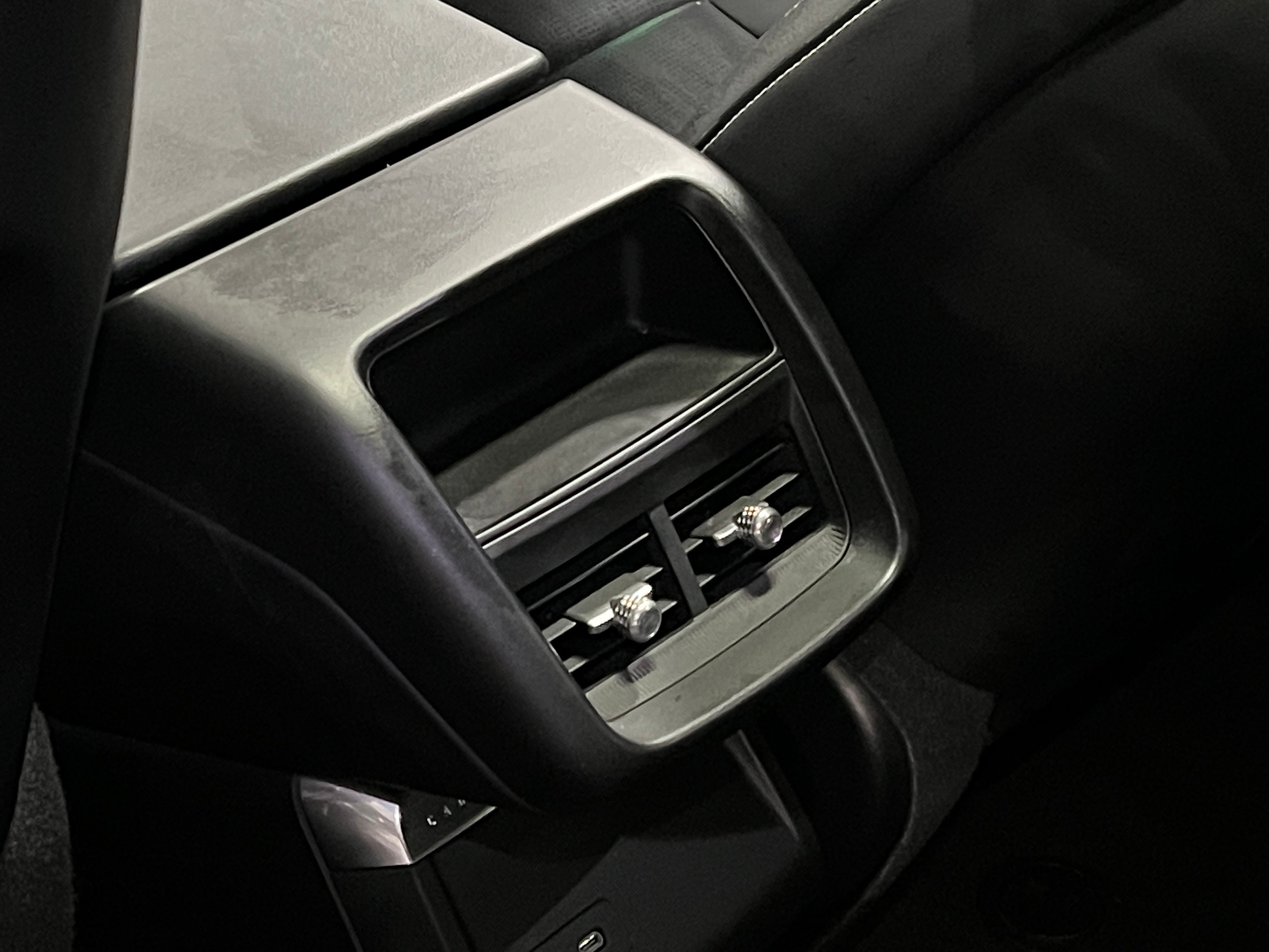 Used 2024 Cadillac LYRIQ Luxury 1 with VIN 1GYKPPRL4RZ115567 for sale in Oak Creek, WI