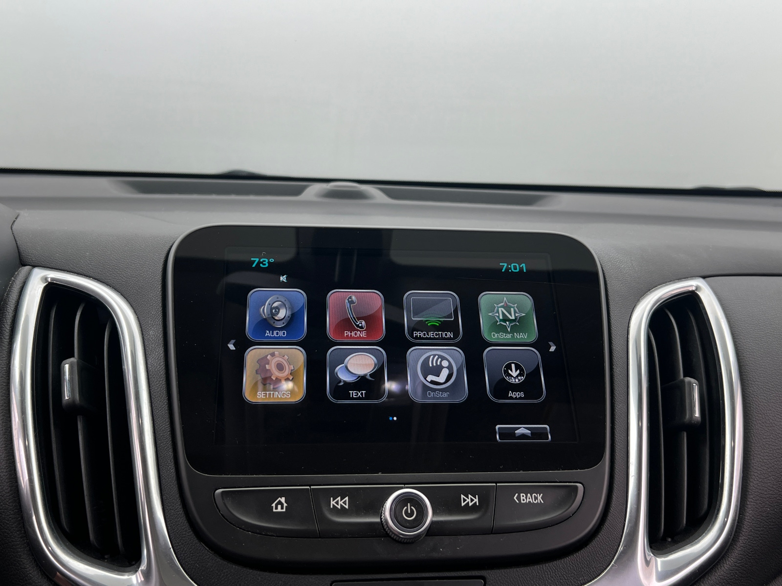 Thumbnail: 2018 Chevrolet Equinox - 4
