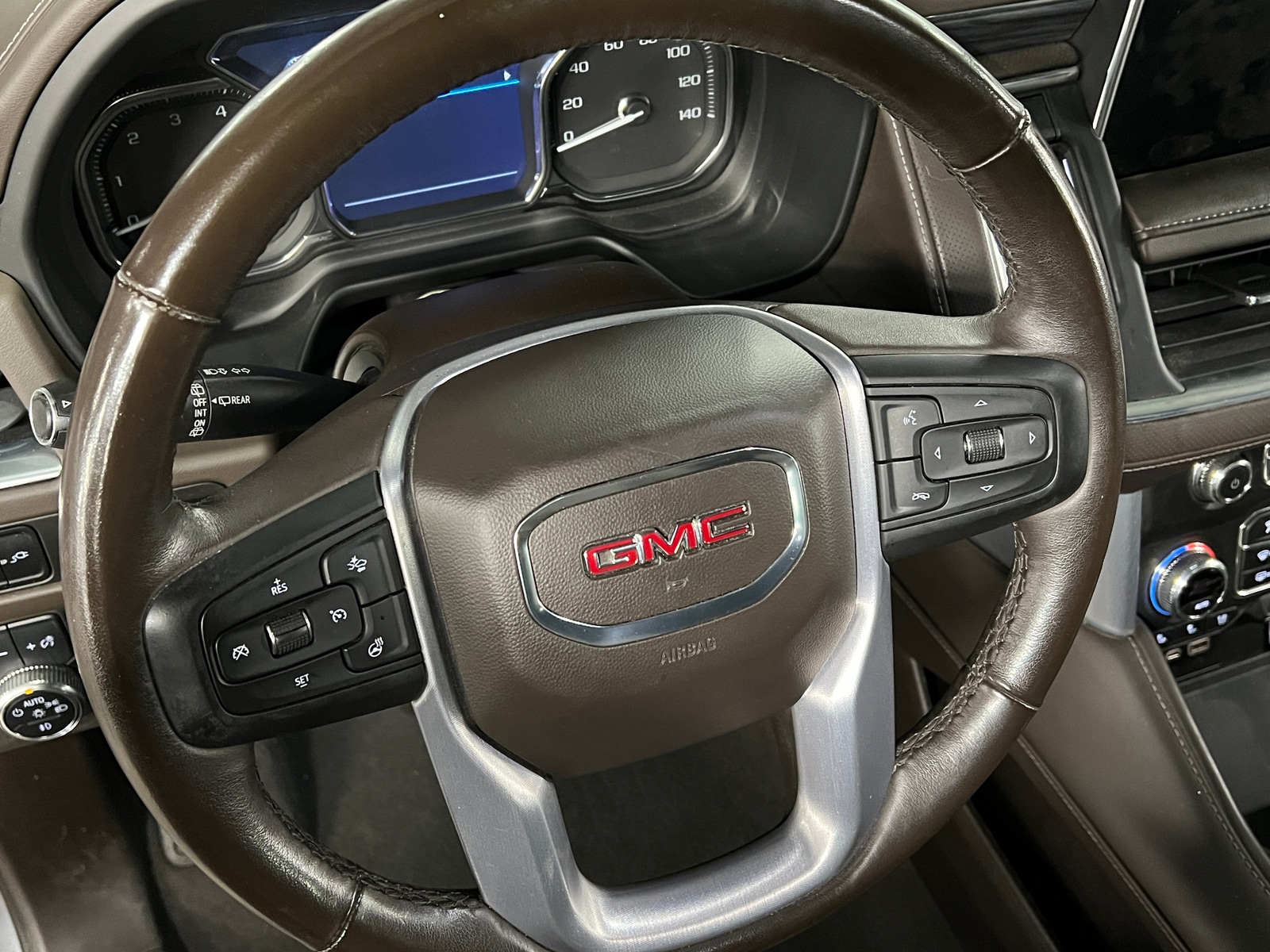 Thumbnail: 2021 GMC Yukon - 4