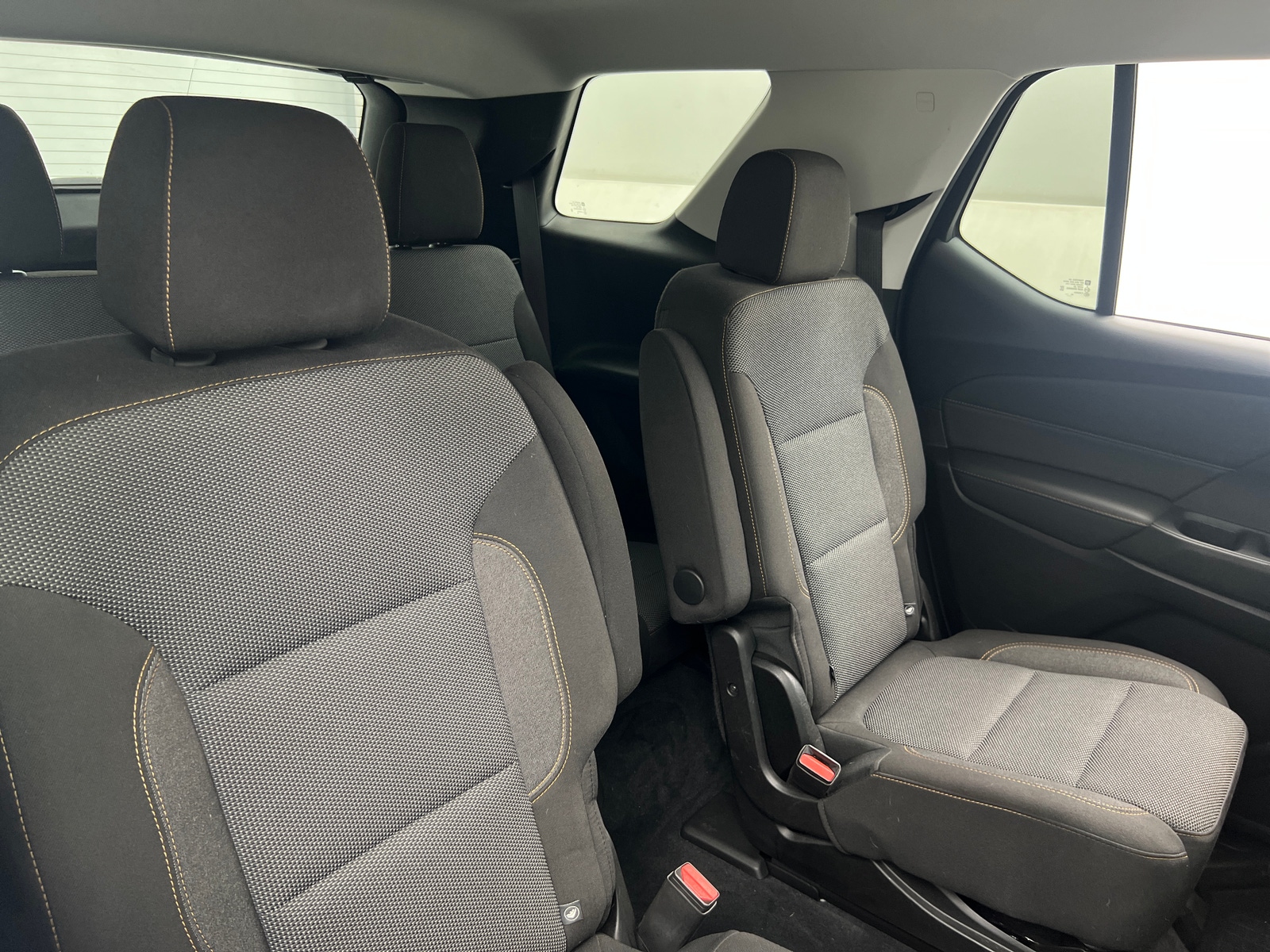 Thumbnail: 2021 Chevrolet Traverse - 6