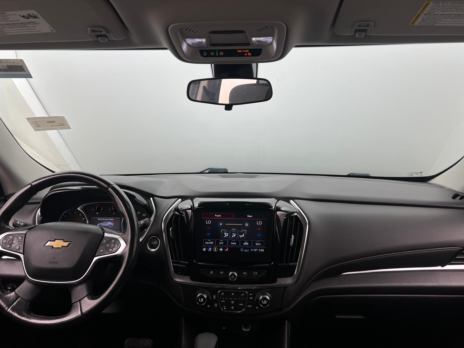 Thumbnail: 2021 Chevrolet Traverse - 3