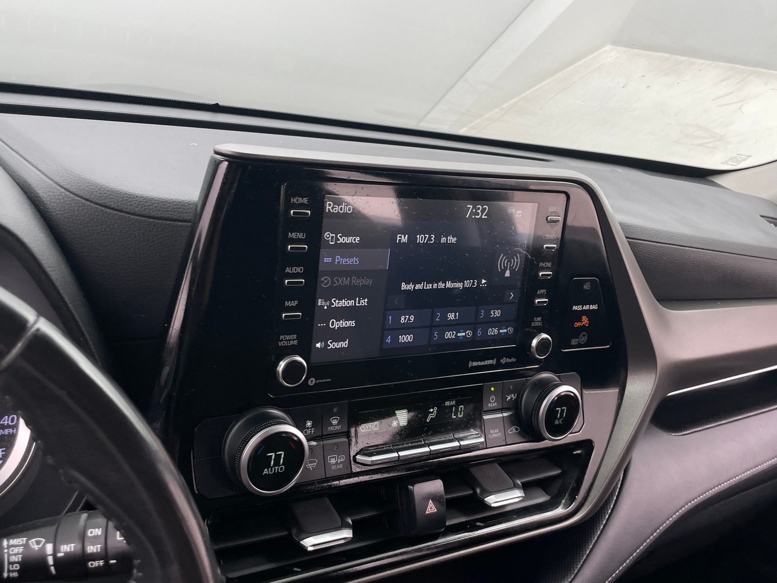 Thumbnail: 2020 Toyota Highlander - 4