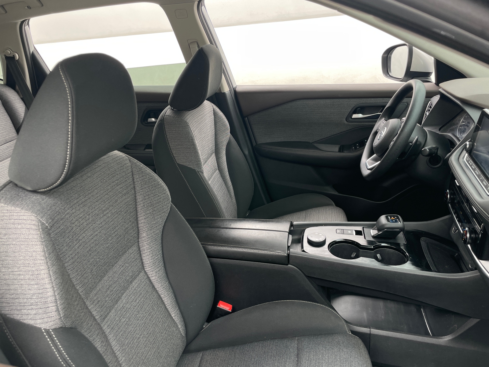 Thumbnail: 2021 Nissan Rogue - 2