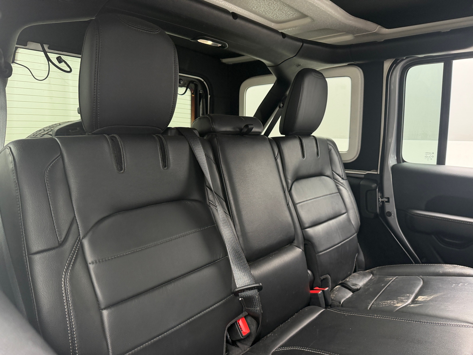 Thumbnail: 2021 Jeep Wrangler - 5