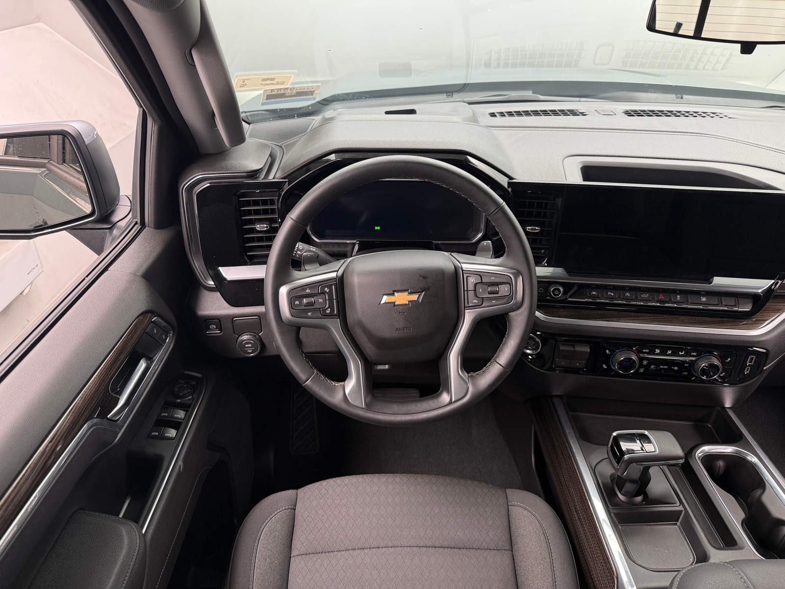 Thumbnail: 2026 Chevrolet Silverado 1500 - 5