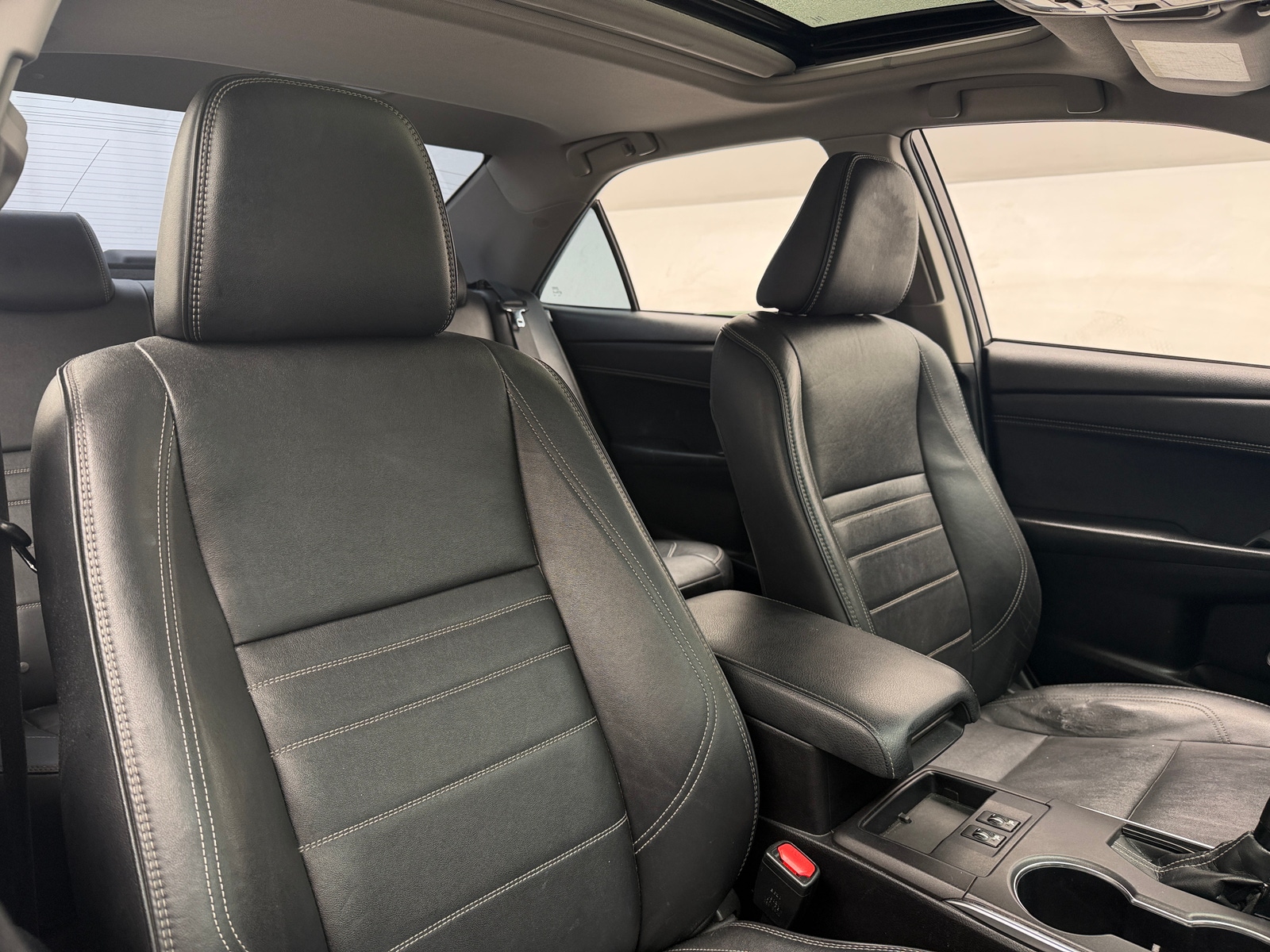 Thumbnail: 2016 Toyota Camry - 2