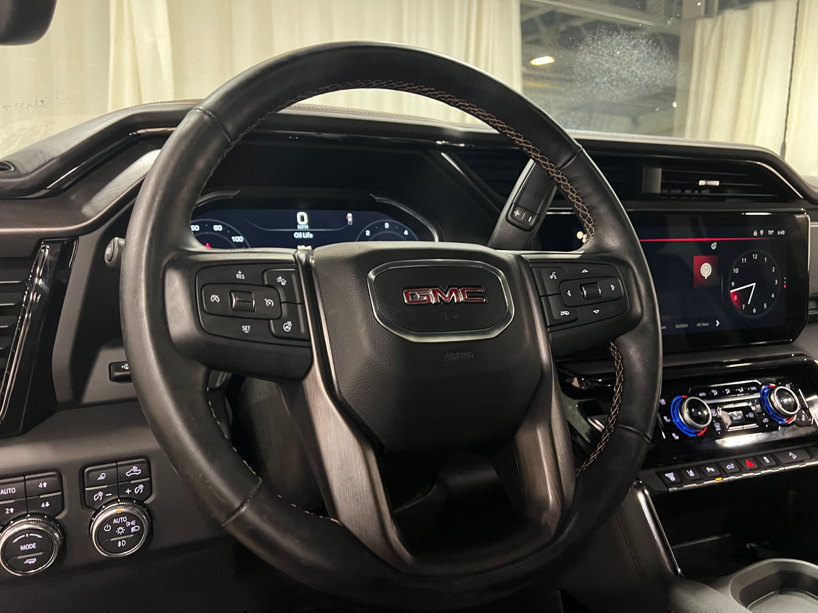 Thumbnail: 2024 GMC Sierra 2500 - 4