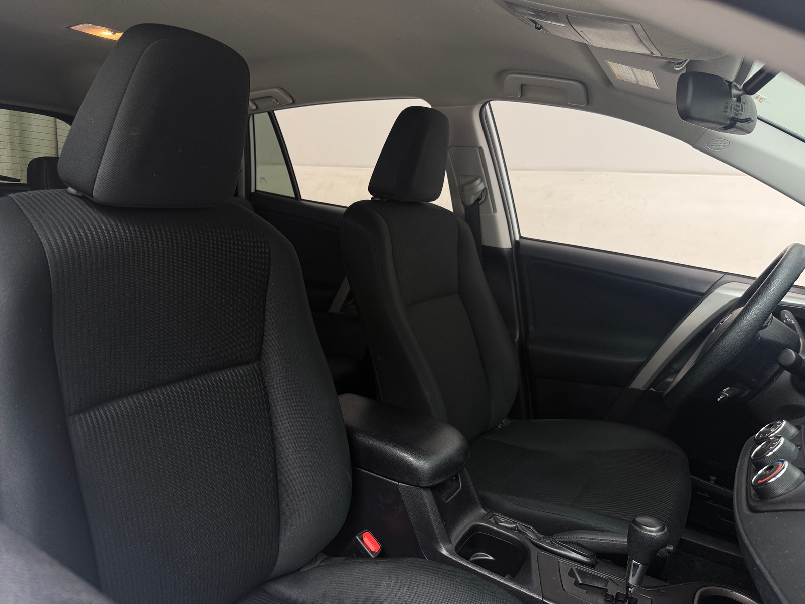 Thumbnail: 2018 Toyota RAV4 - 2
