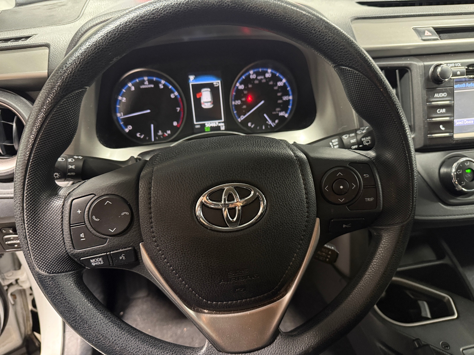 Thumbnail: 2018 Toyota RAV4 - 5