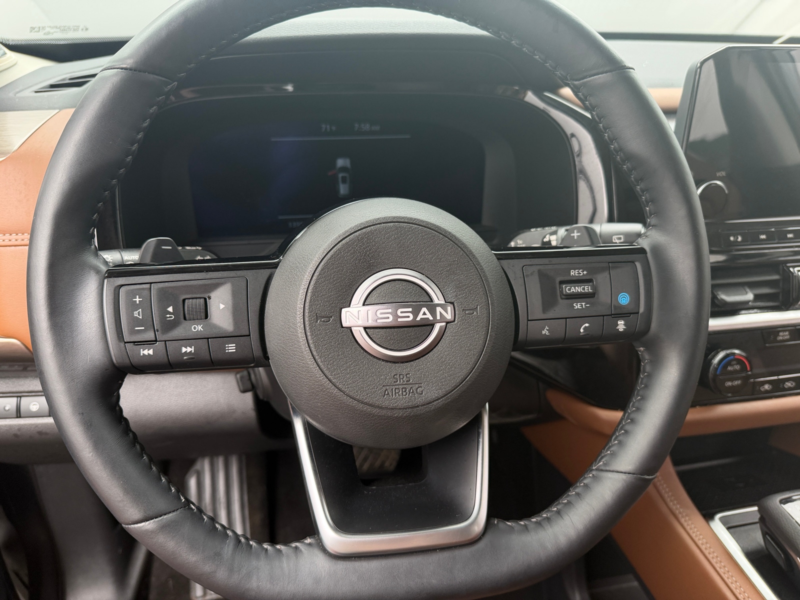 Thumbnail: 2024 Nissan Pathfinder - 4