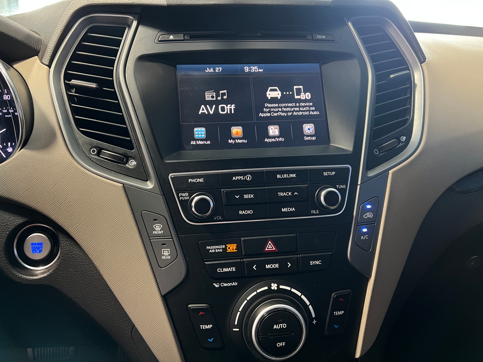 Thumbnail: 2017 Hyundai Santa Fe - 3
