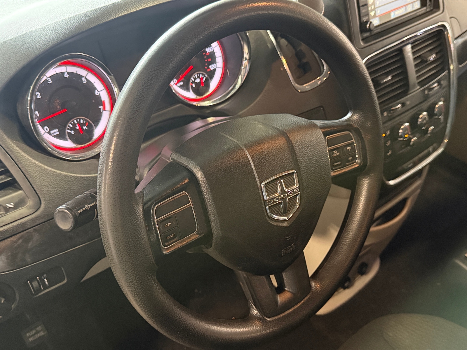 Thumbnail: 2019 Dodge Grand Caravan - 5