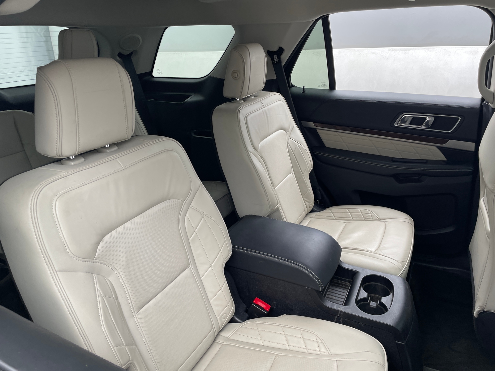 Thumbnail: 2016 Ford Explorer - 5